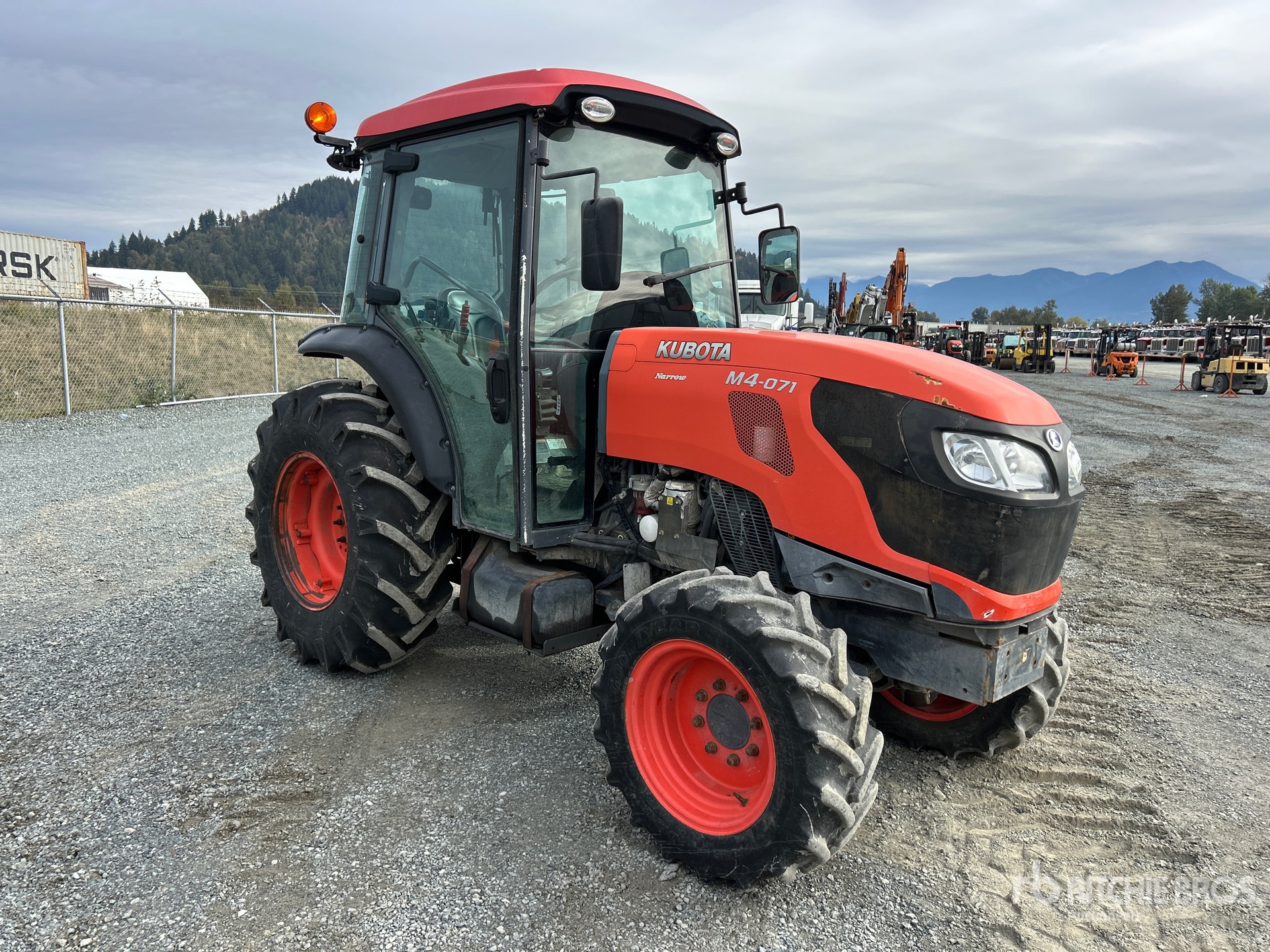 2019 Kubota M4-071