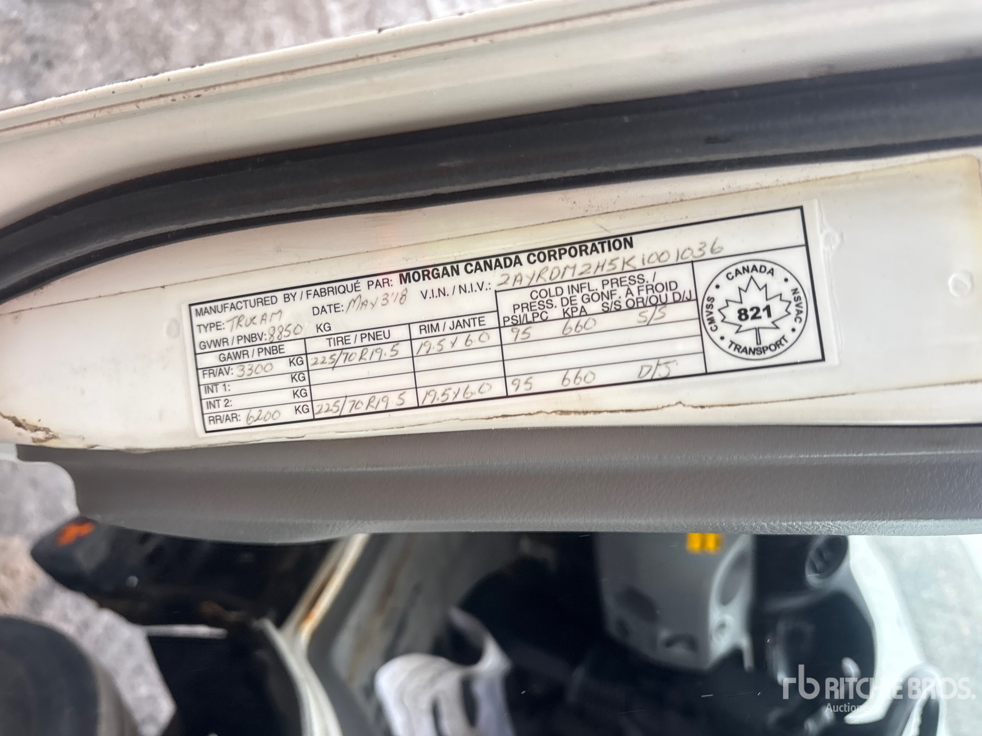 2019 Hino 195