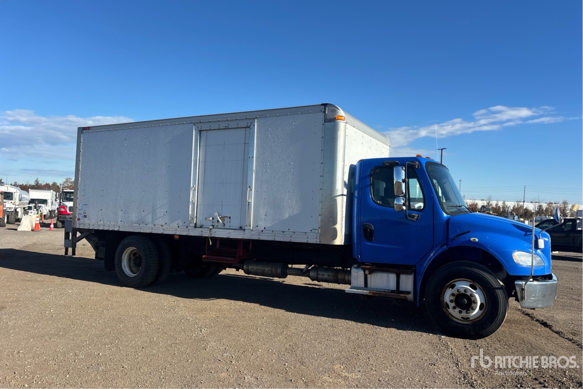 2017 Freightliner M2 106