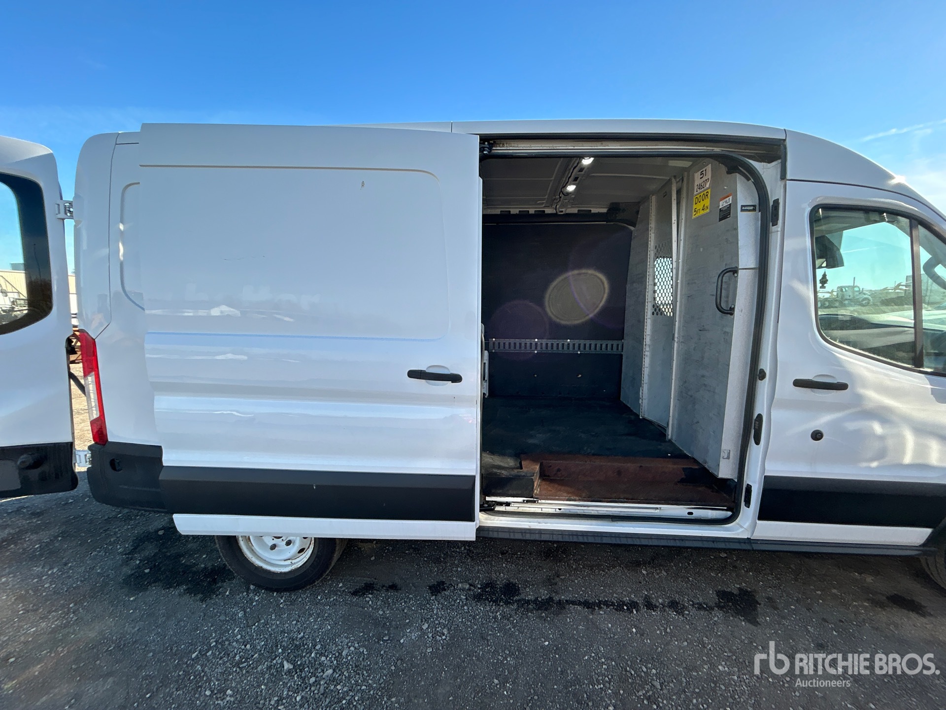 2019 Ford TRANSIT 250