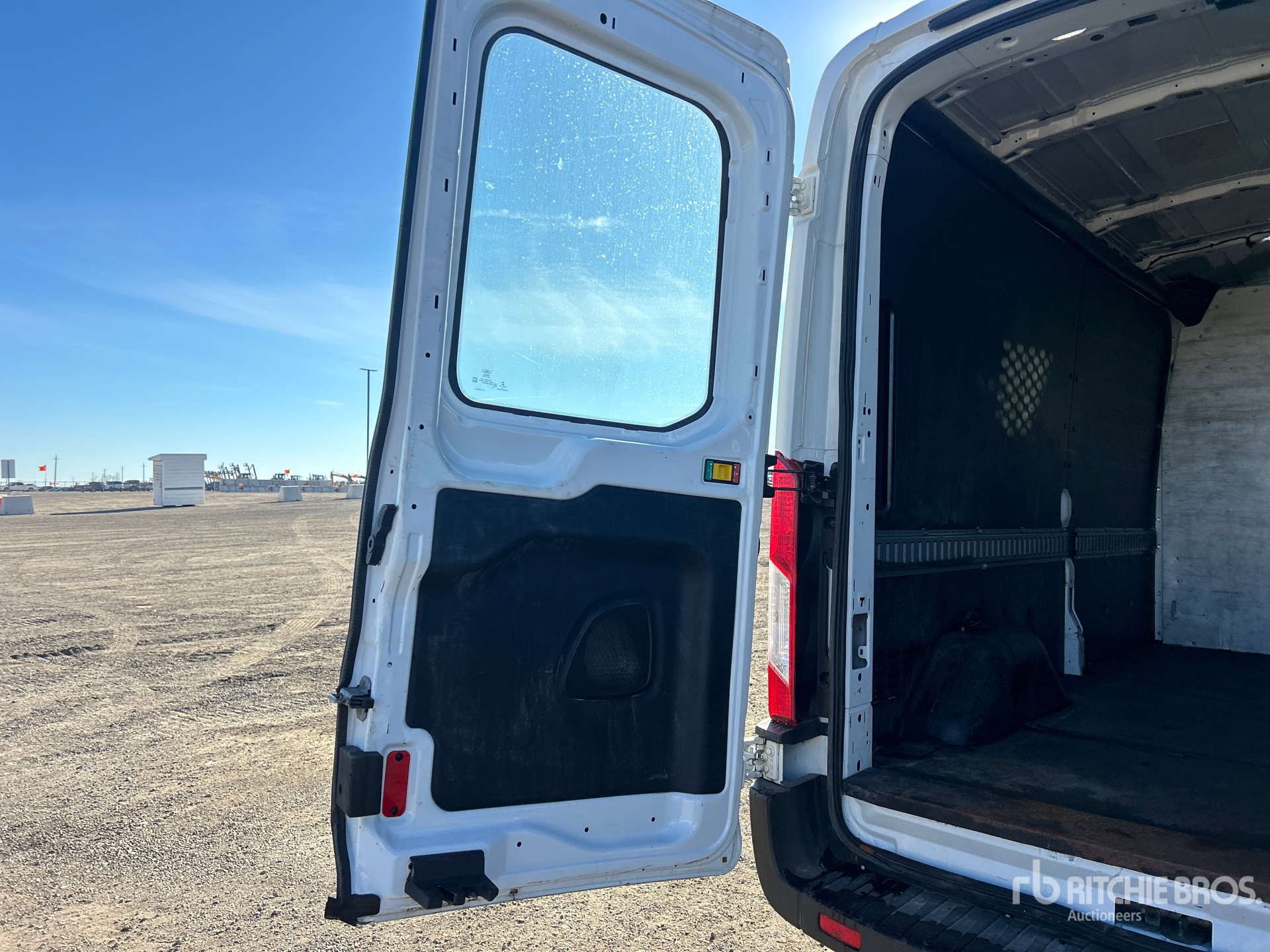 2019 Ford TRANSIT 250