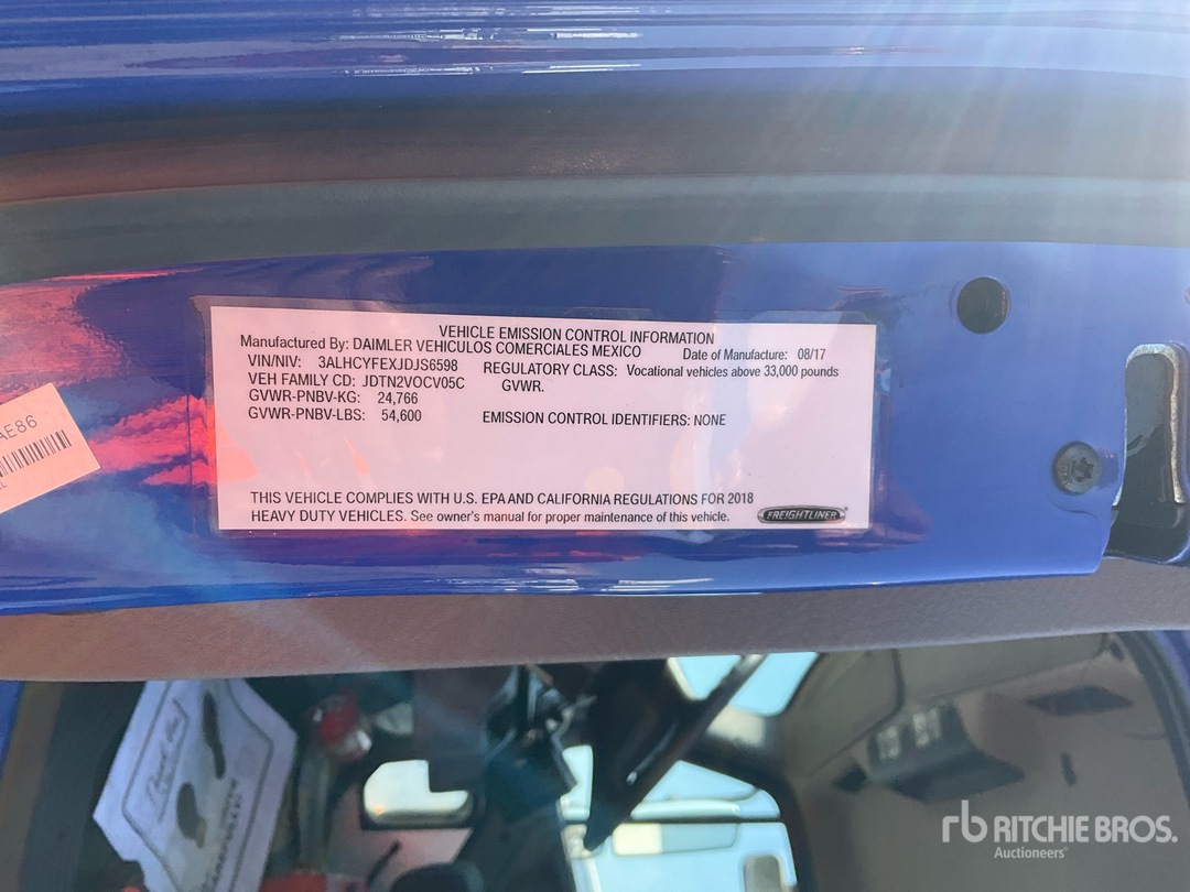 2018 Freightliner M2 106