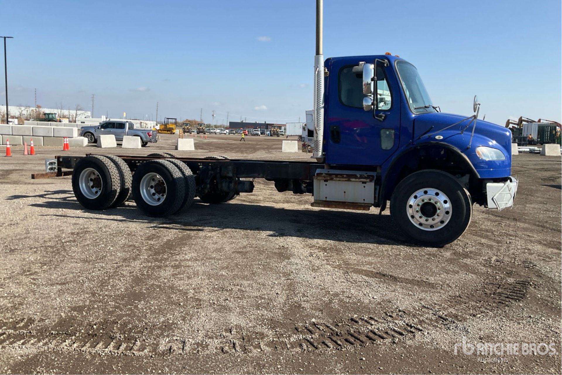 2018 Freightliner M2 106