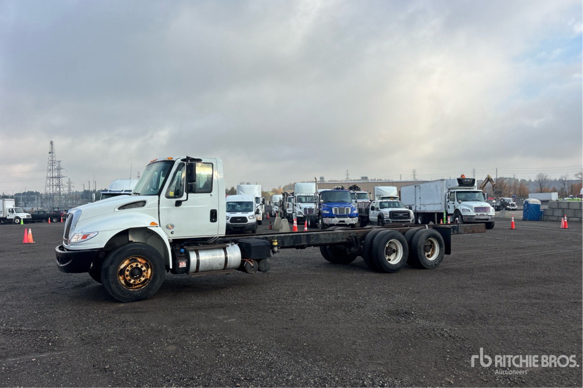 2019 International DURASTAR 4400