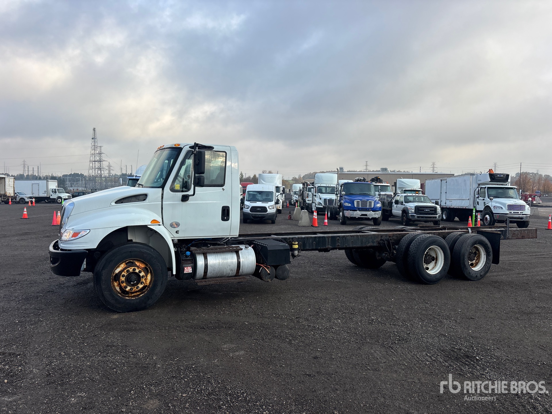 Photo of 2019 International DURASTAR 4400