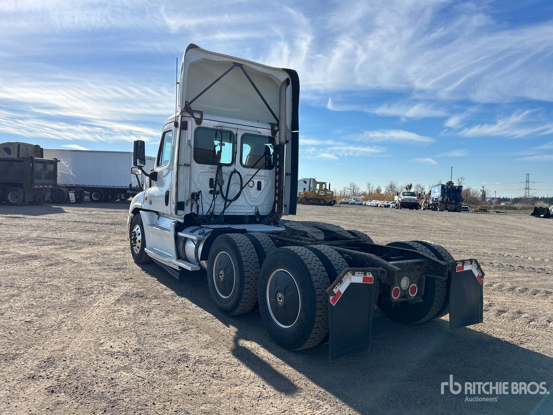 2019 Freightliner CASCADIA 125