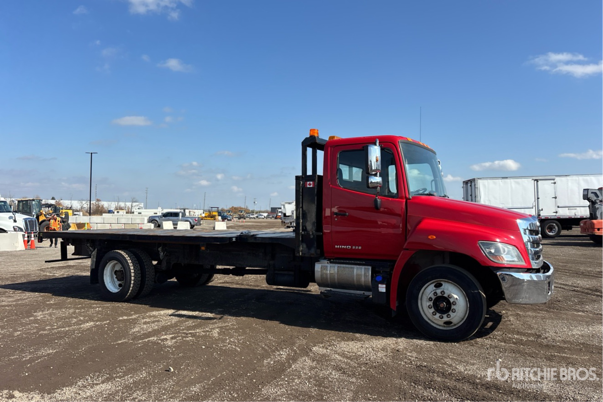 2017 Hino 338