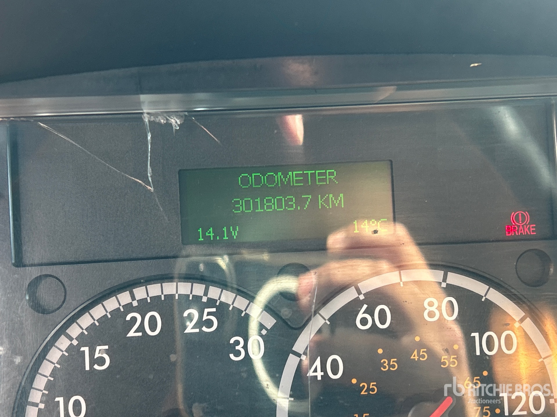 2018 Freightliner M2106
