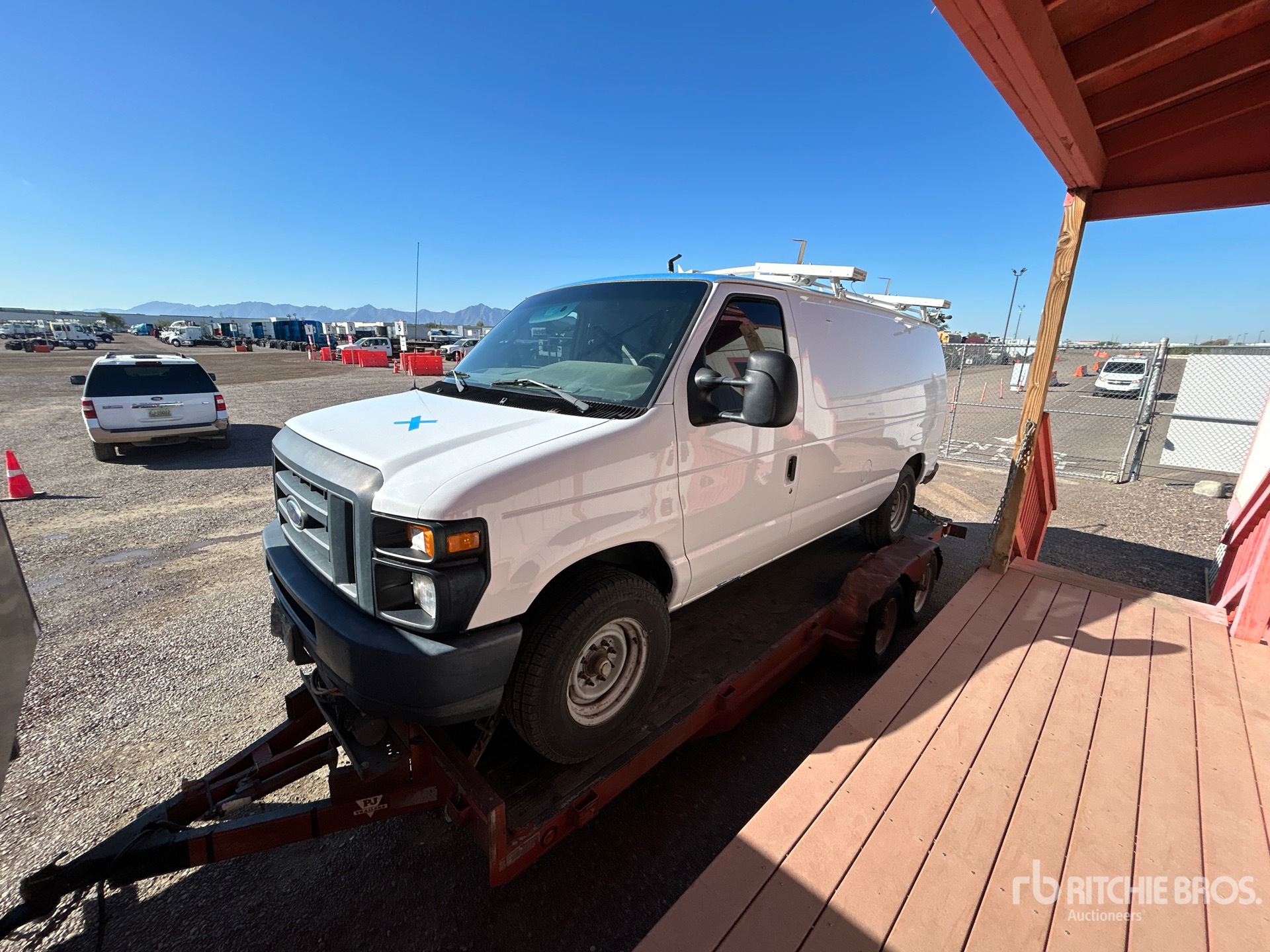 Photo of 2013 Ford E-150