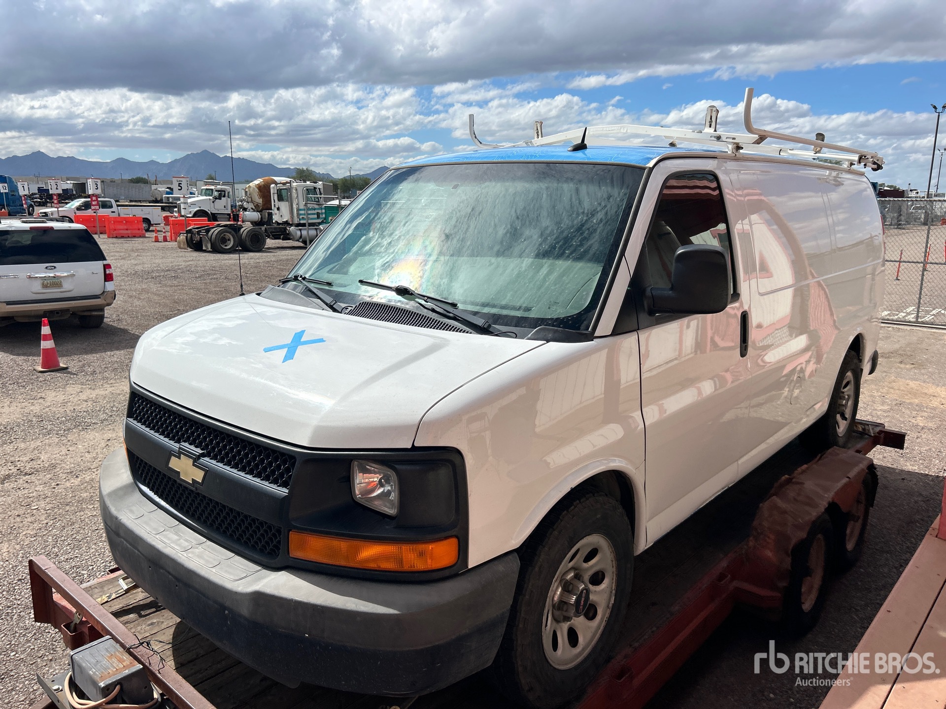 Photo of 2013 Chevrolet EXPRESS