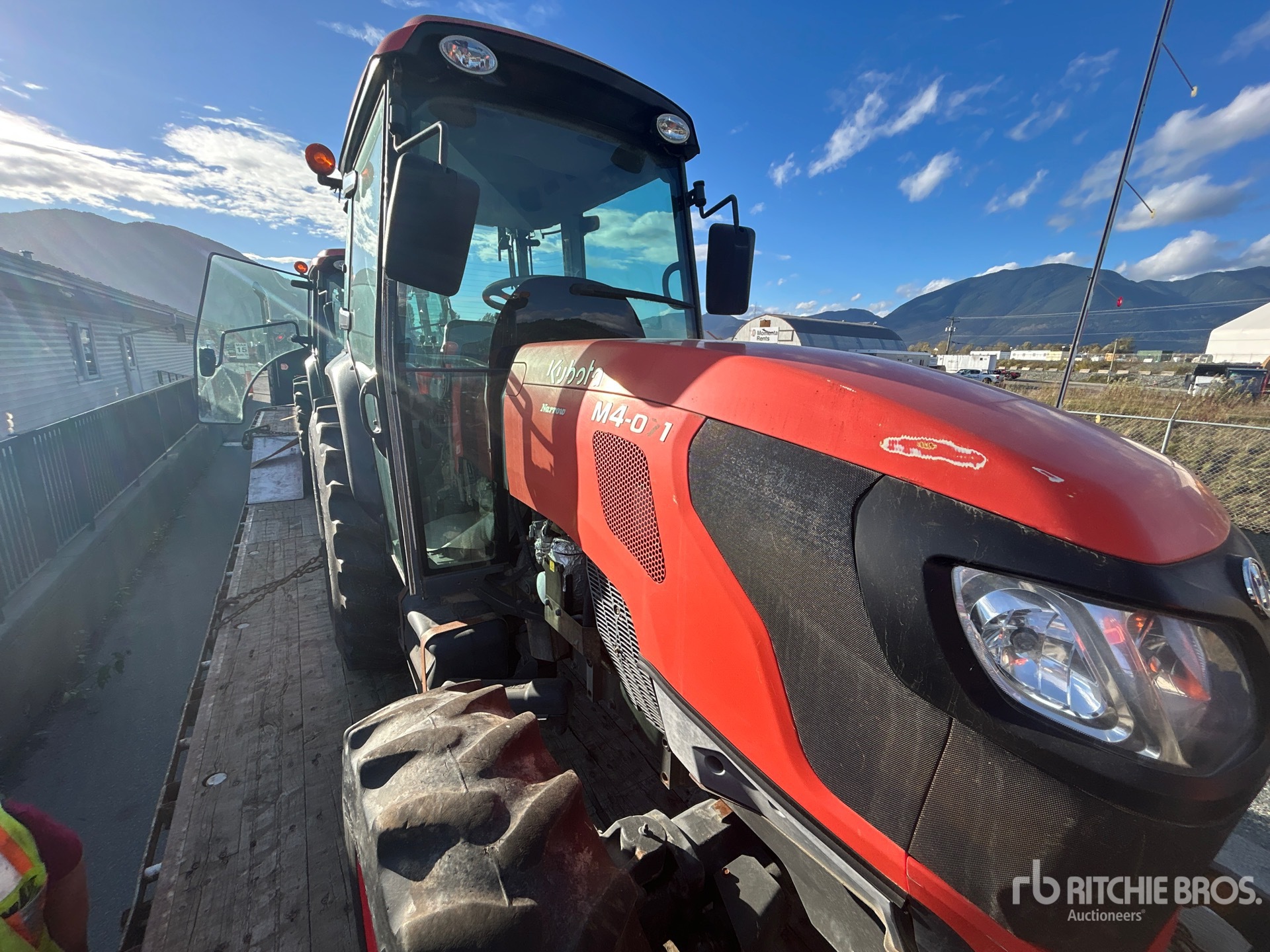 2021 Kubota M4-071
