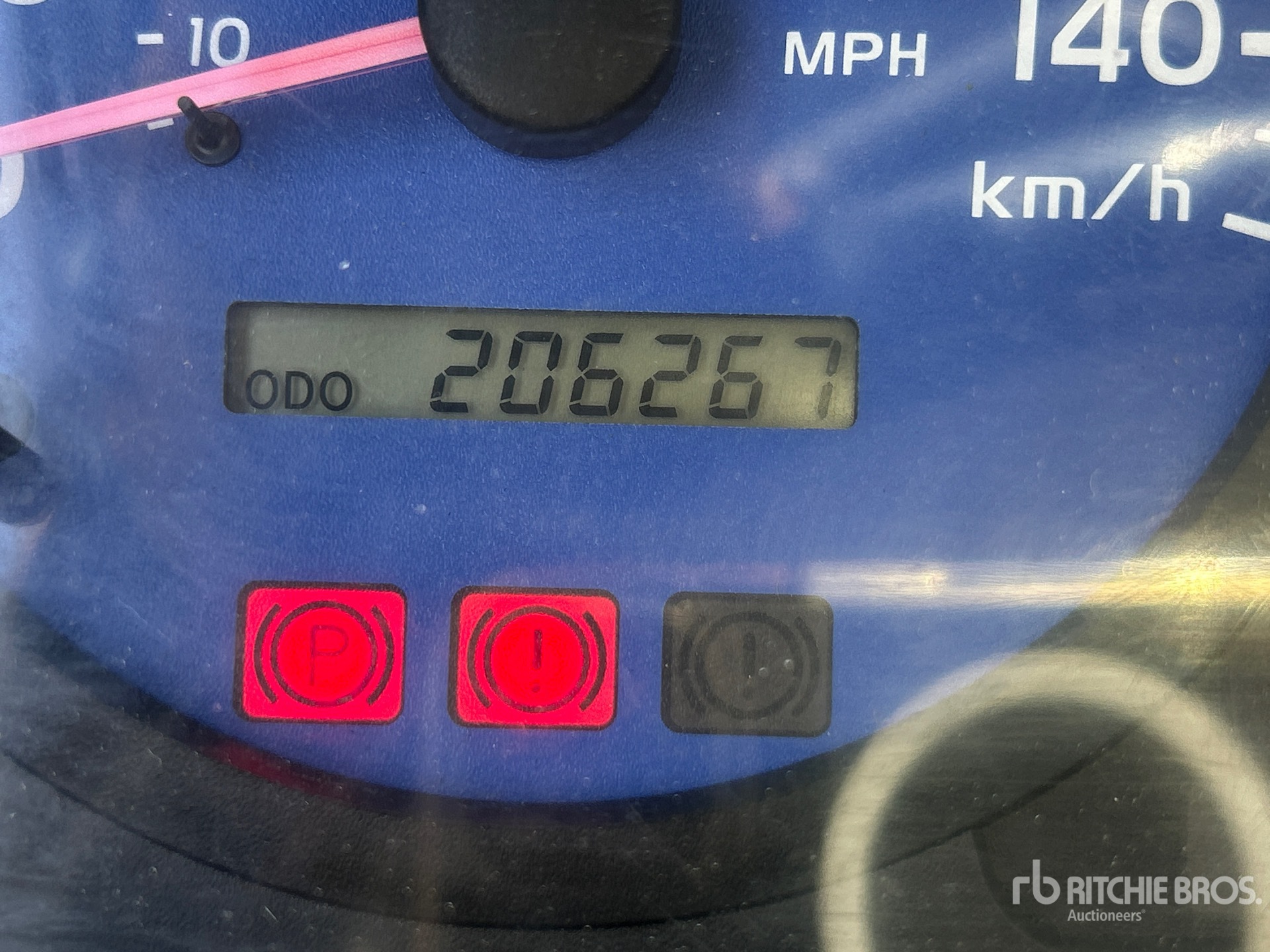 2005 Hino 308