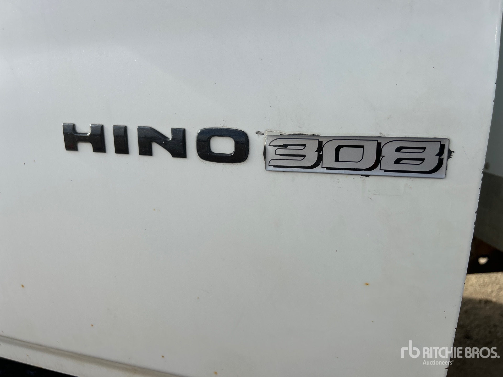 2005 Hino 308