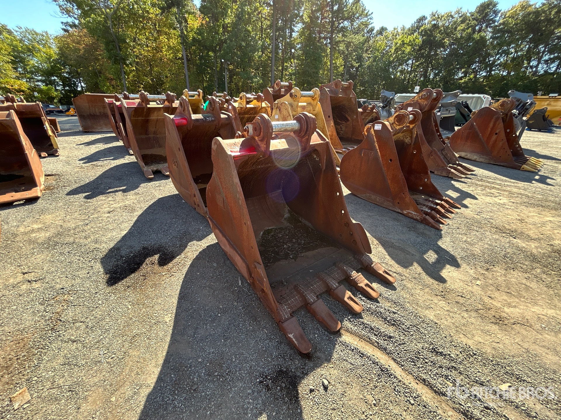 Caterpillar 46 IN DIGGING