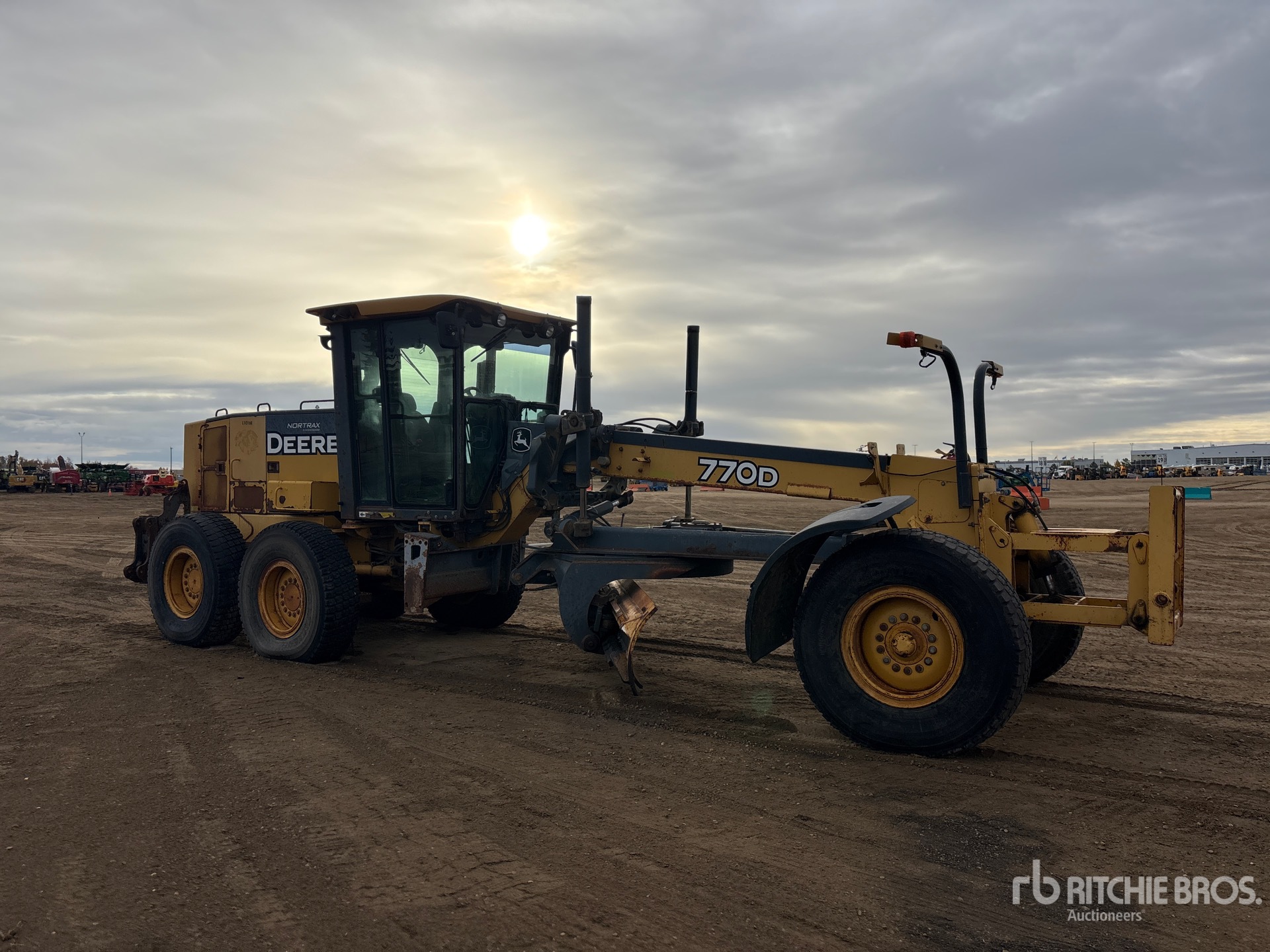2006 John Deere 770D