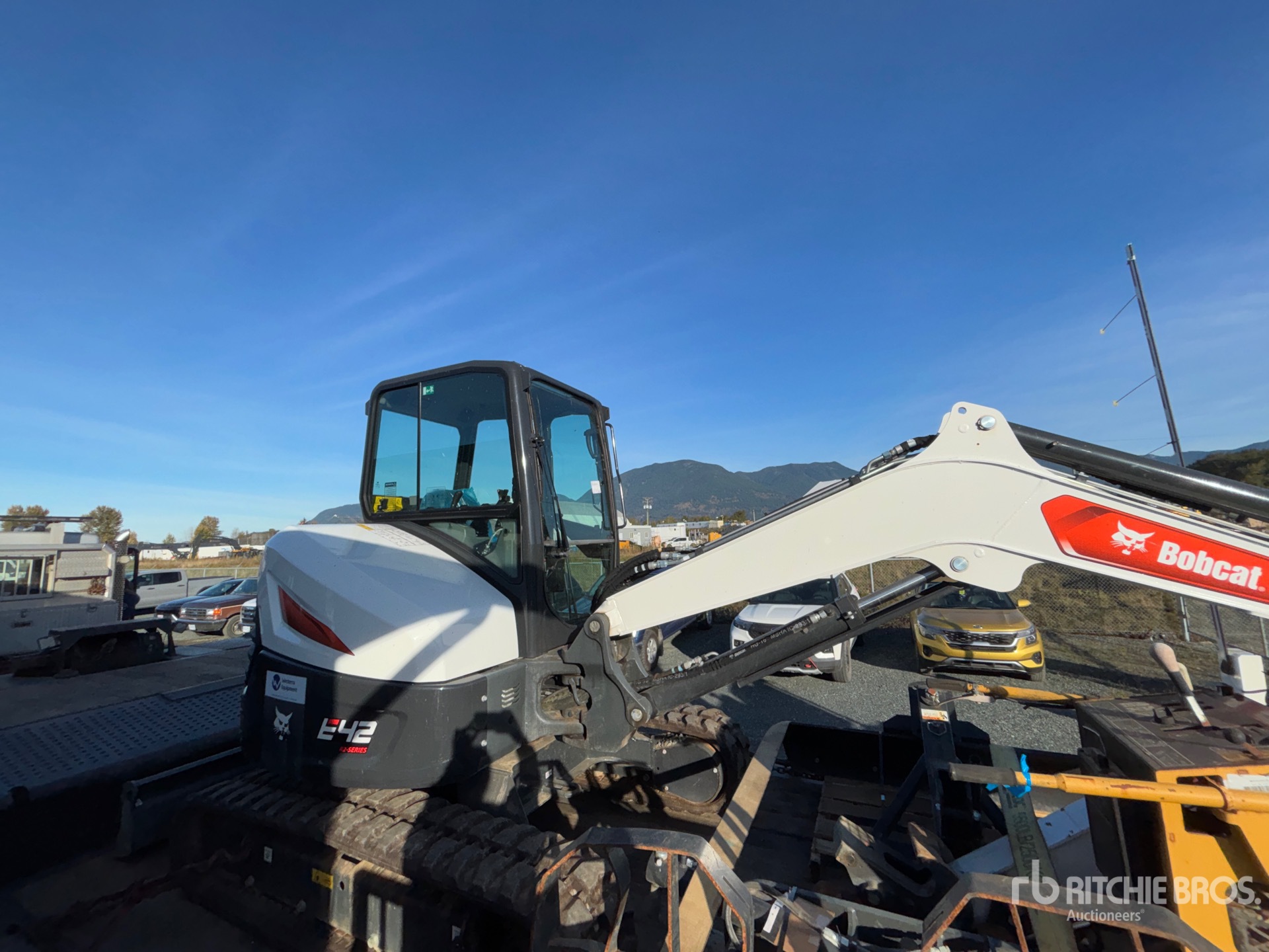 2023 Bobcat E42