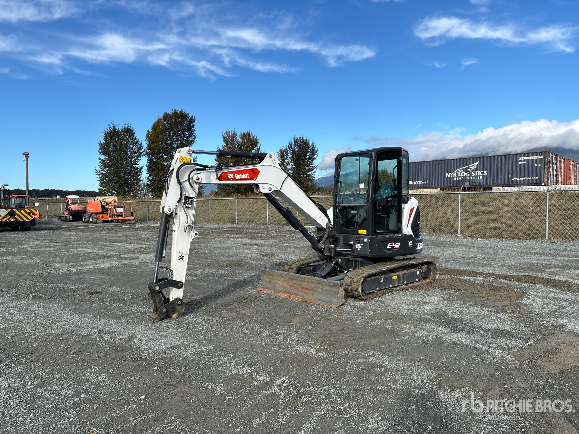 2023 Bobcat E42