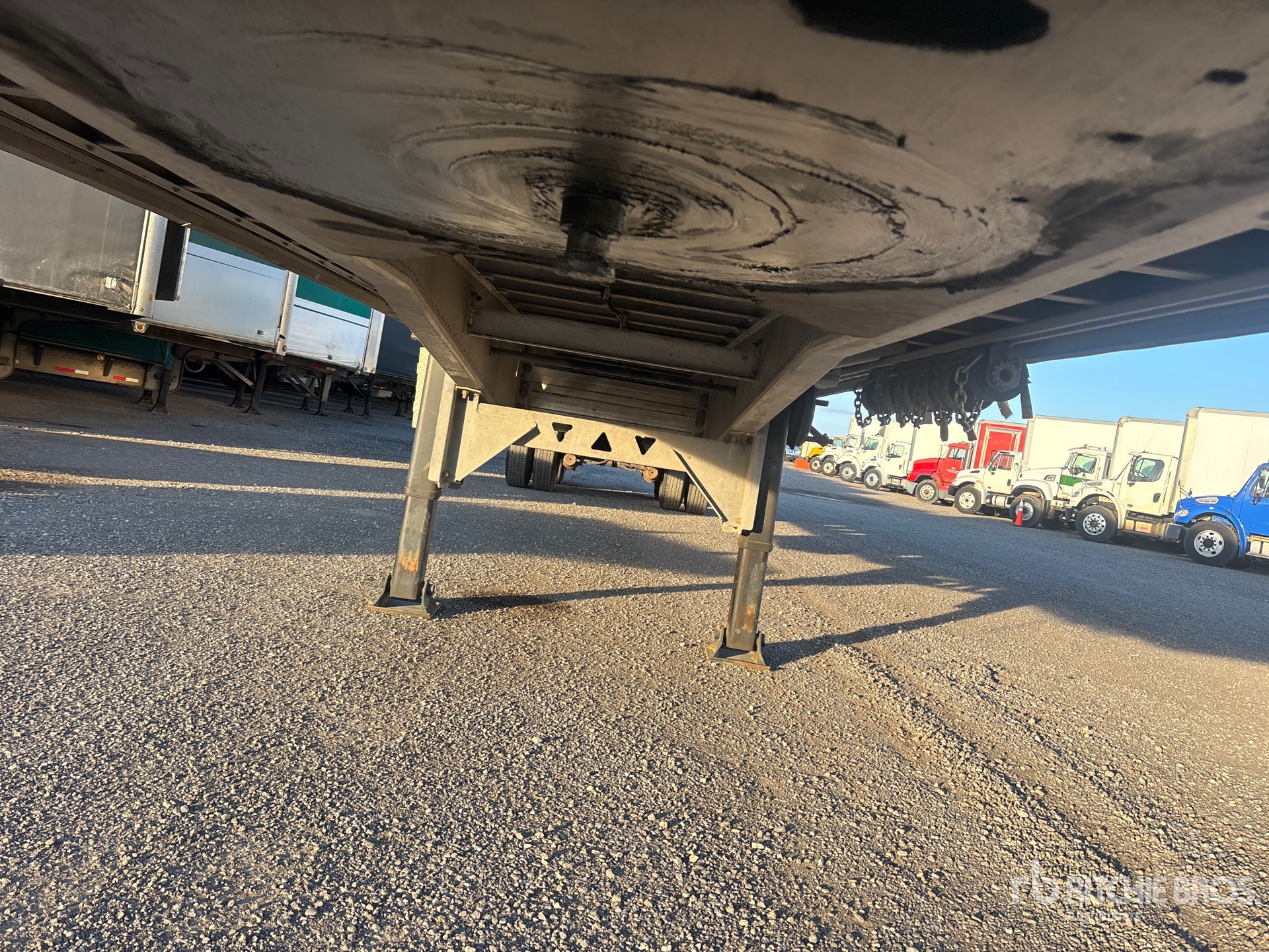 2014 Manac 48 FT T/A SPREAD AXLE