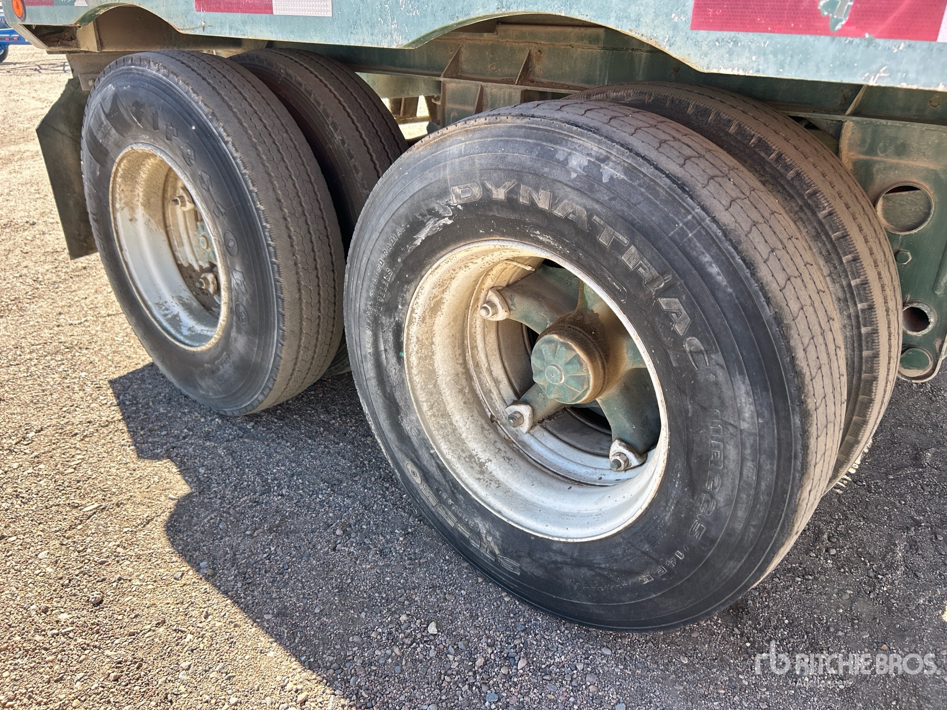 1969 Fruehauf T/A CEMENT AUGER