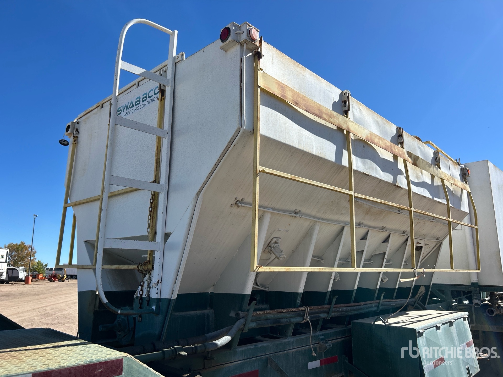1969 Fruehauf T/A CEMENT AUGER