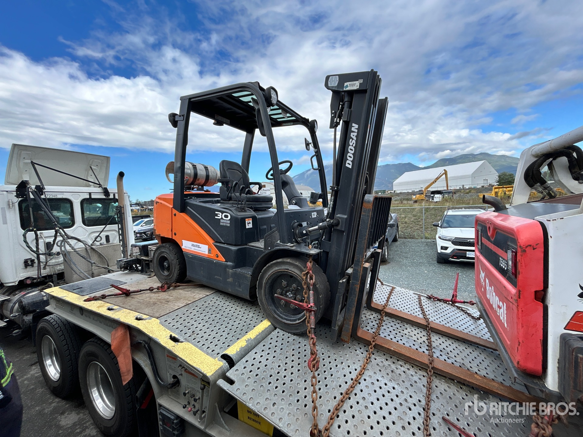 Doosan G30E-7