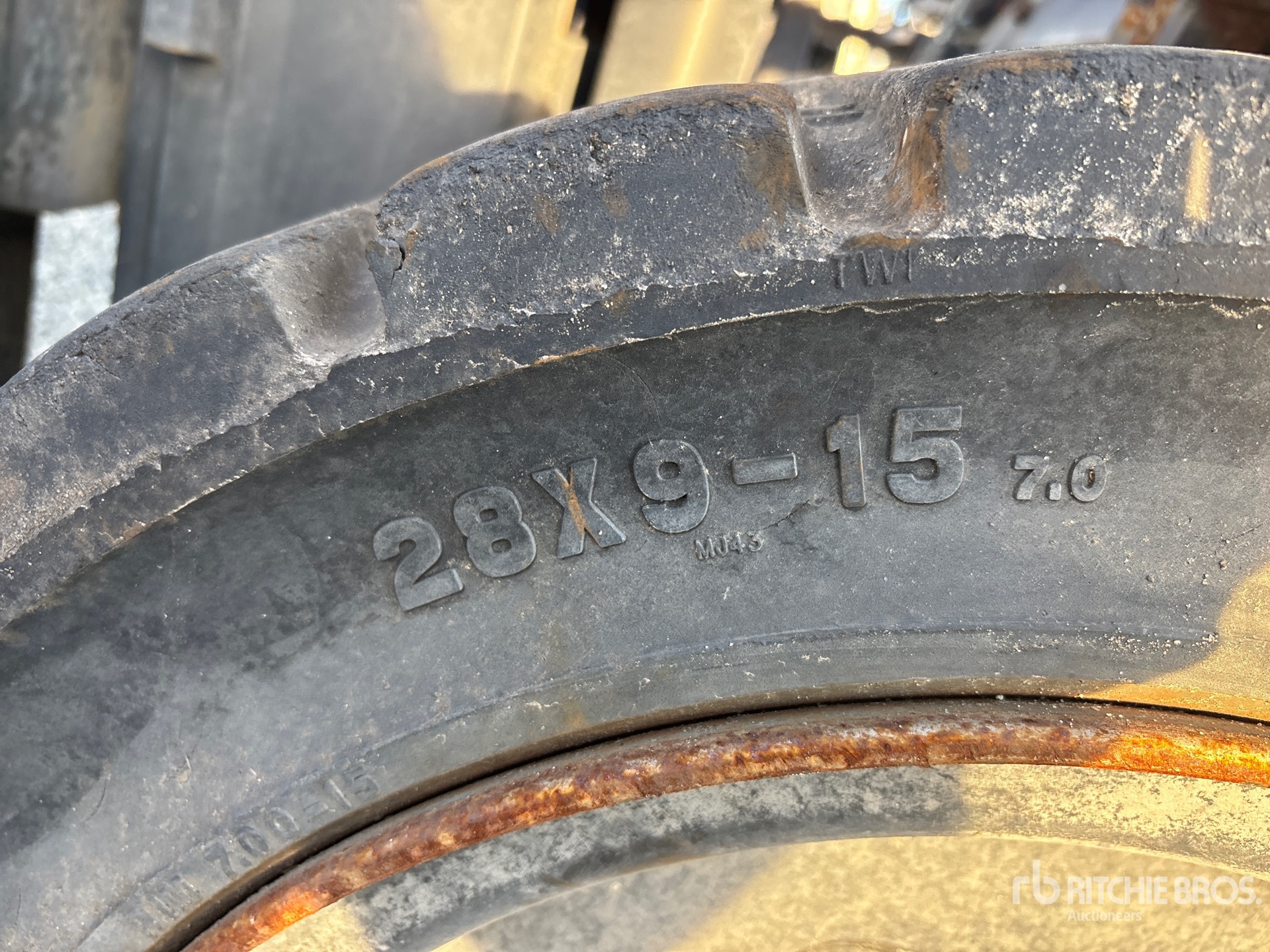 2022 Doosan G30E-7