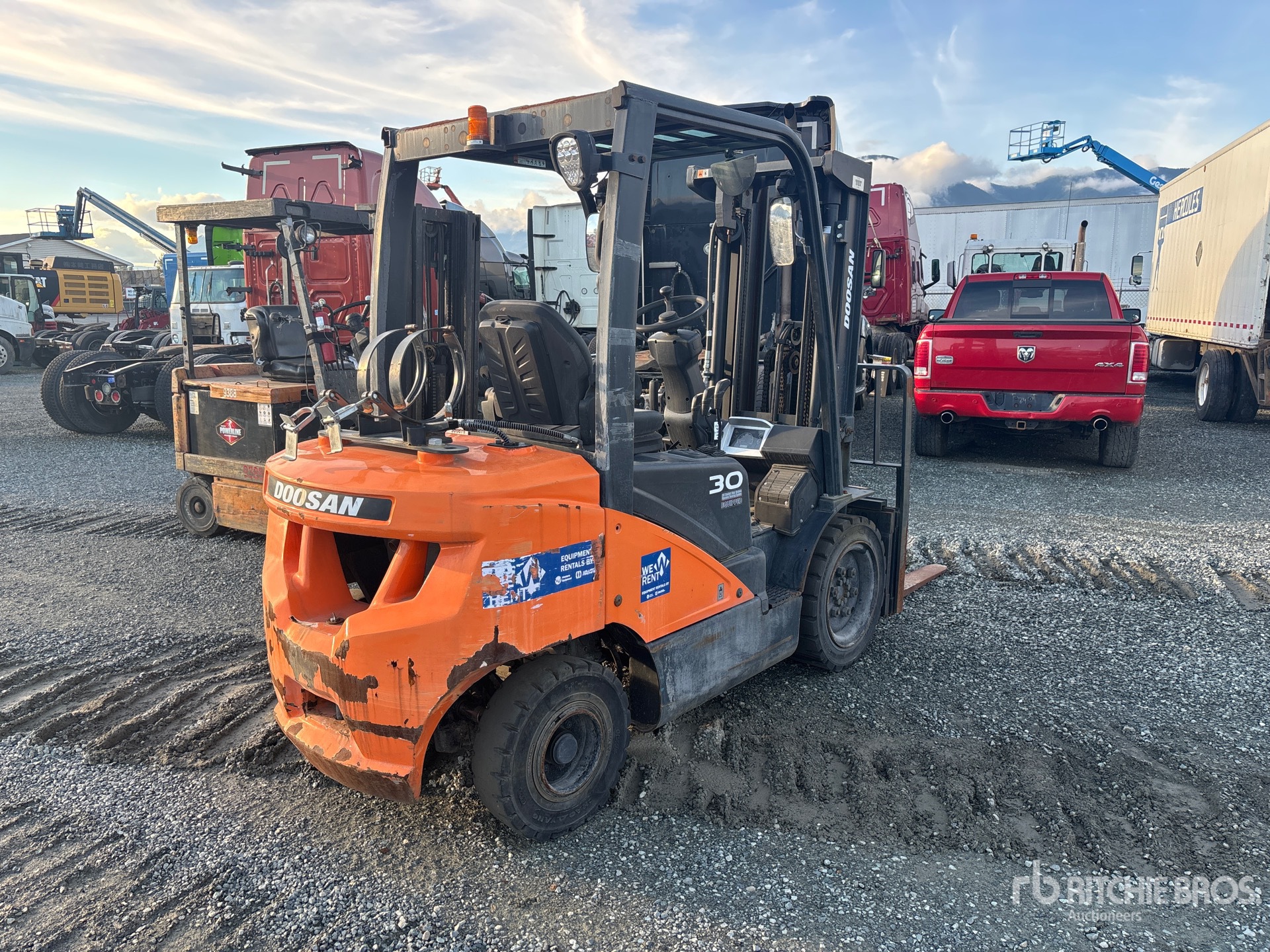 2022 Doosan G30E-7