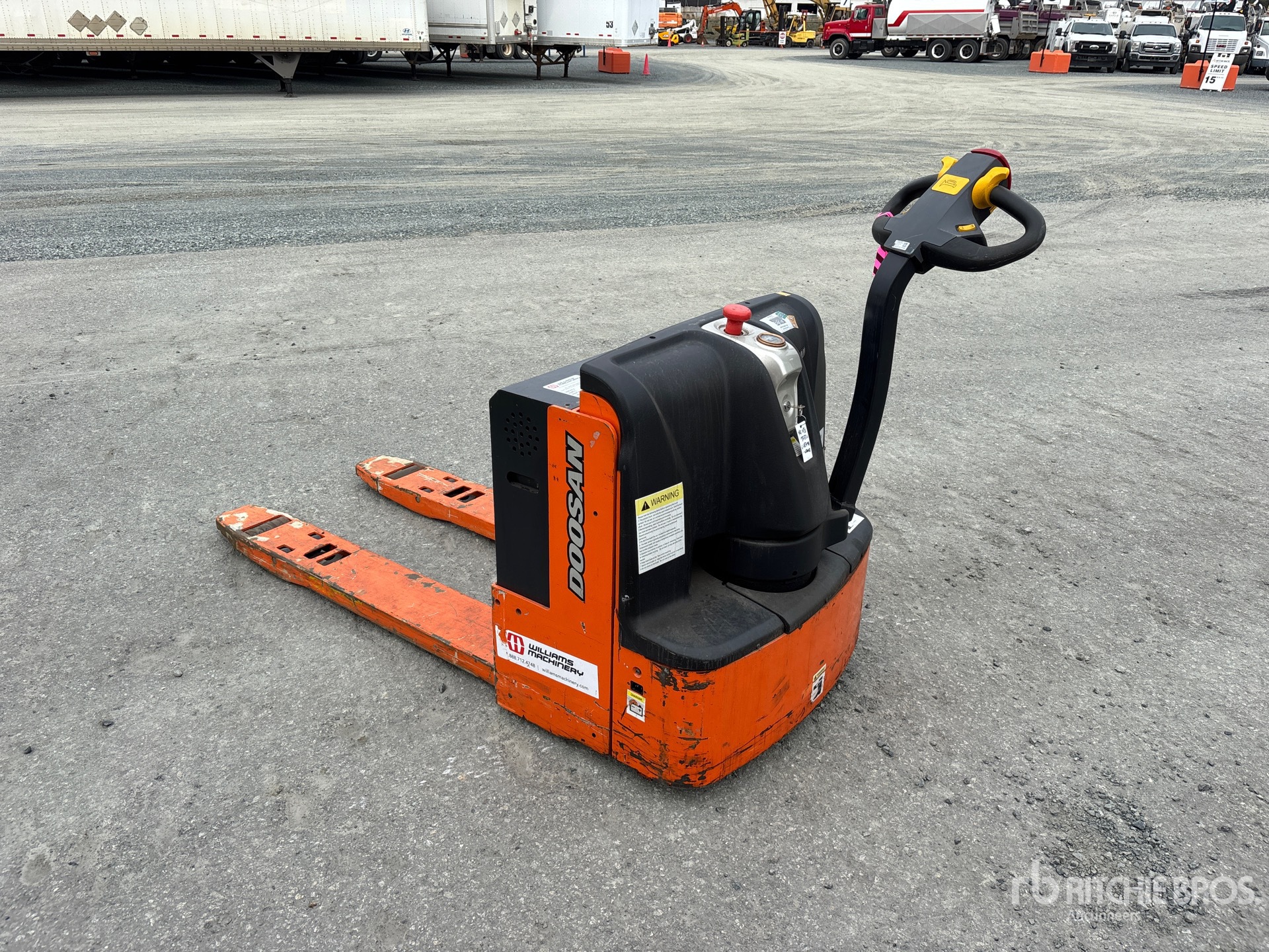 Doosan BW235-7