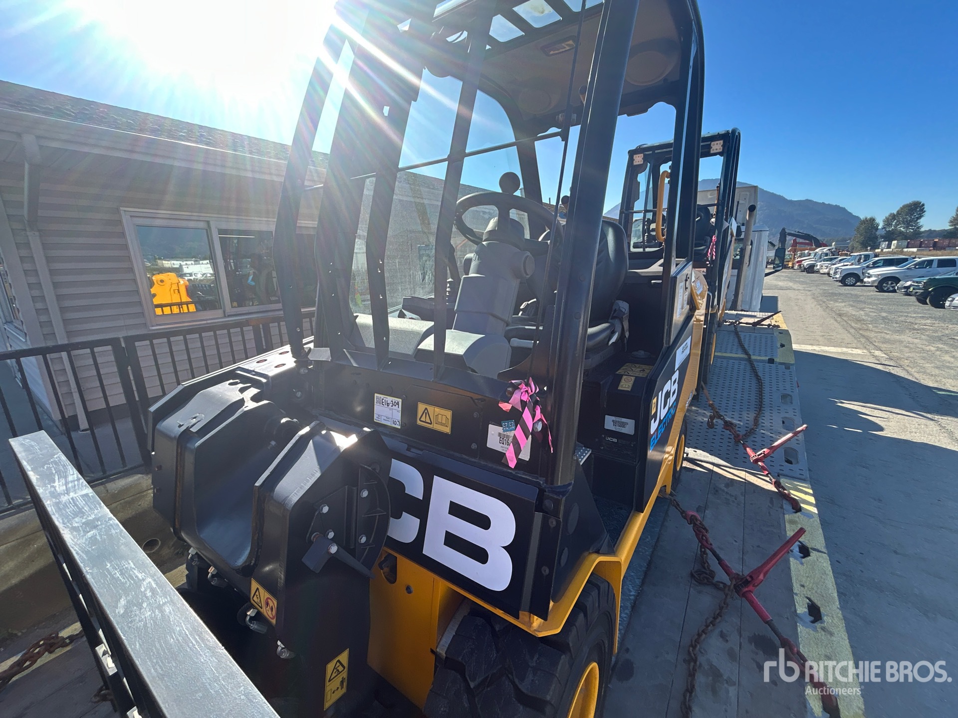 2023 JCB TLT 66-40E
