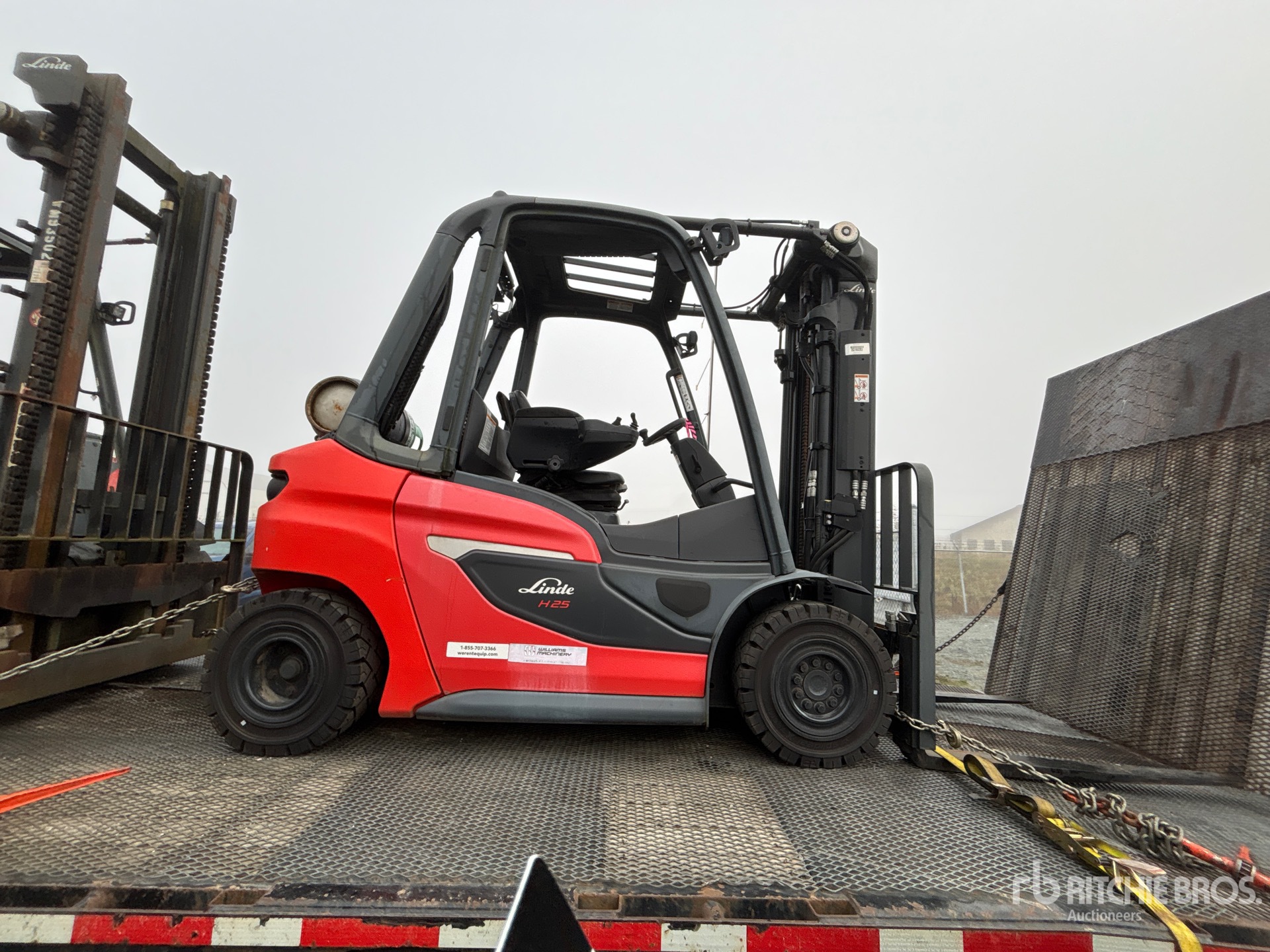 2021 Linde H25T