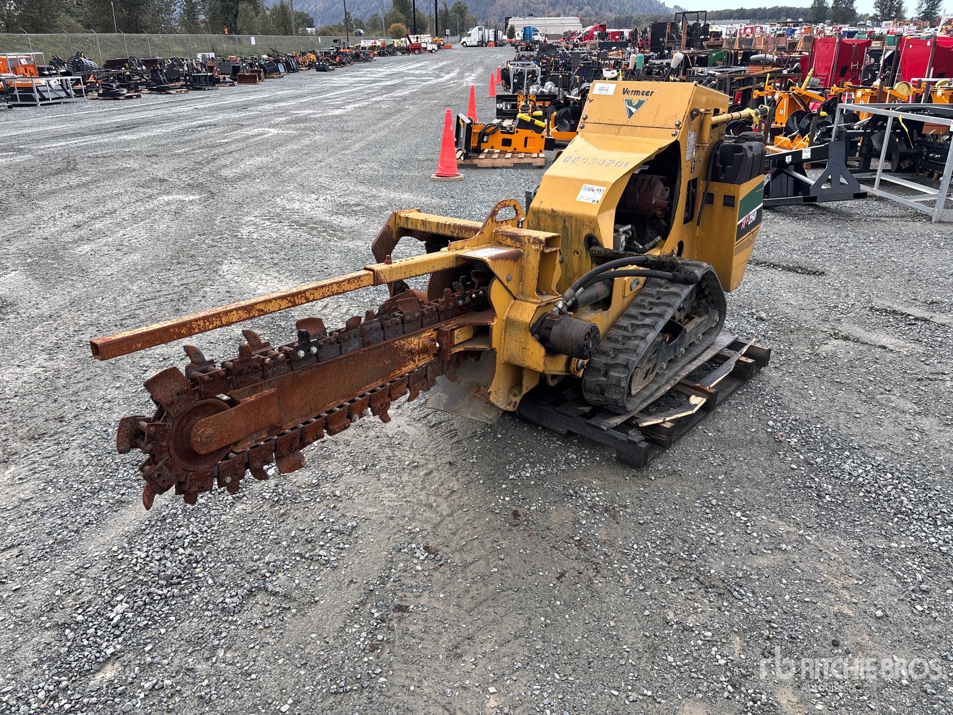 Photo of 2015 Vermeer RTX250