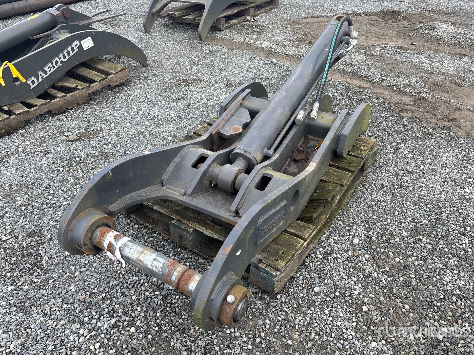 Doosan 68 IN HYDRAULIC
