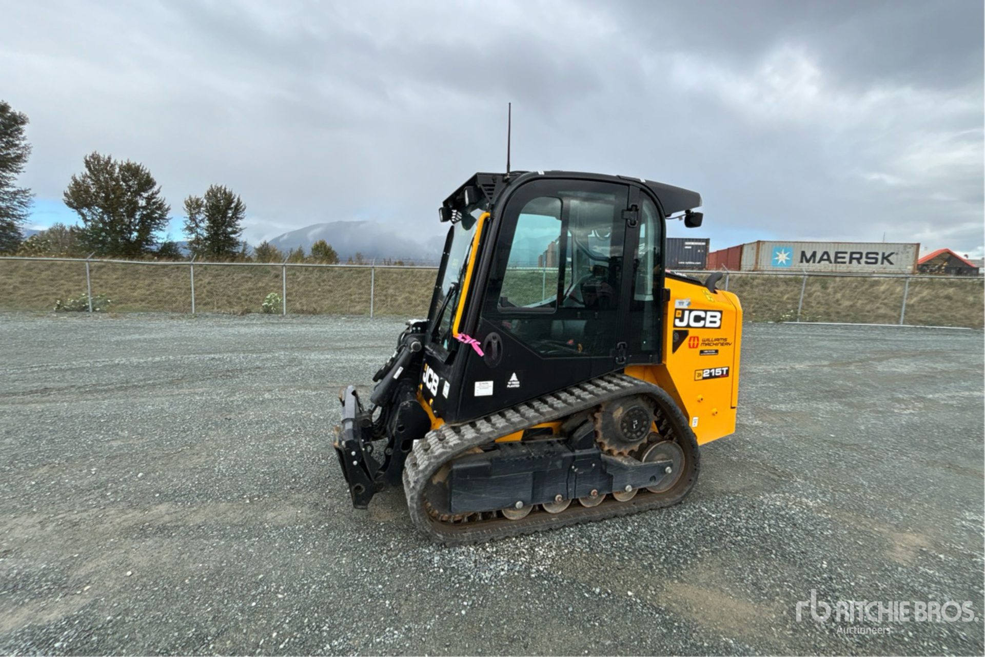2023 JCB 215T