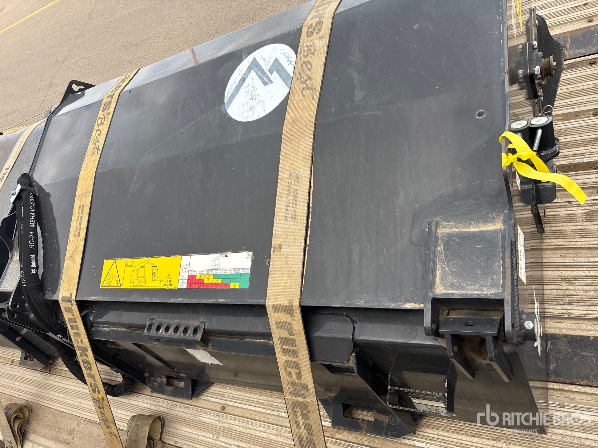 Photo of Bobcat 7405171