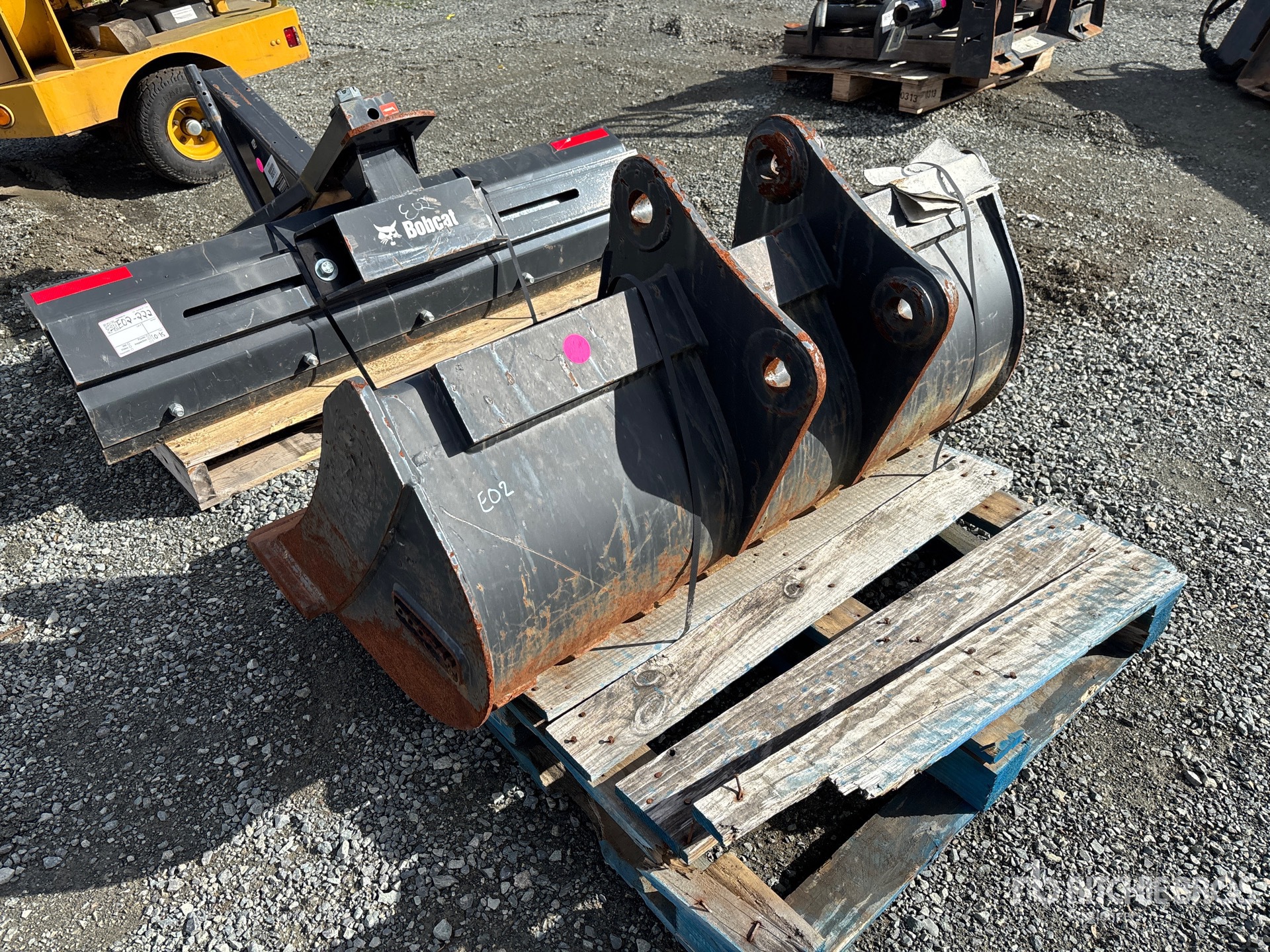 Doosan 48 IN CLEANUP