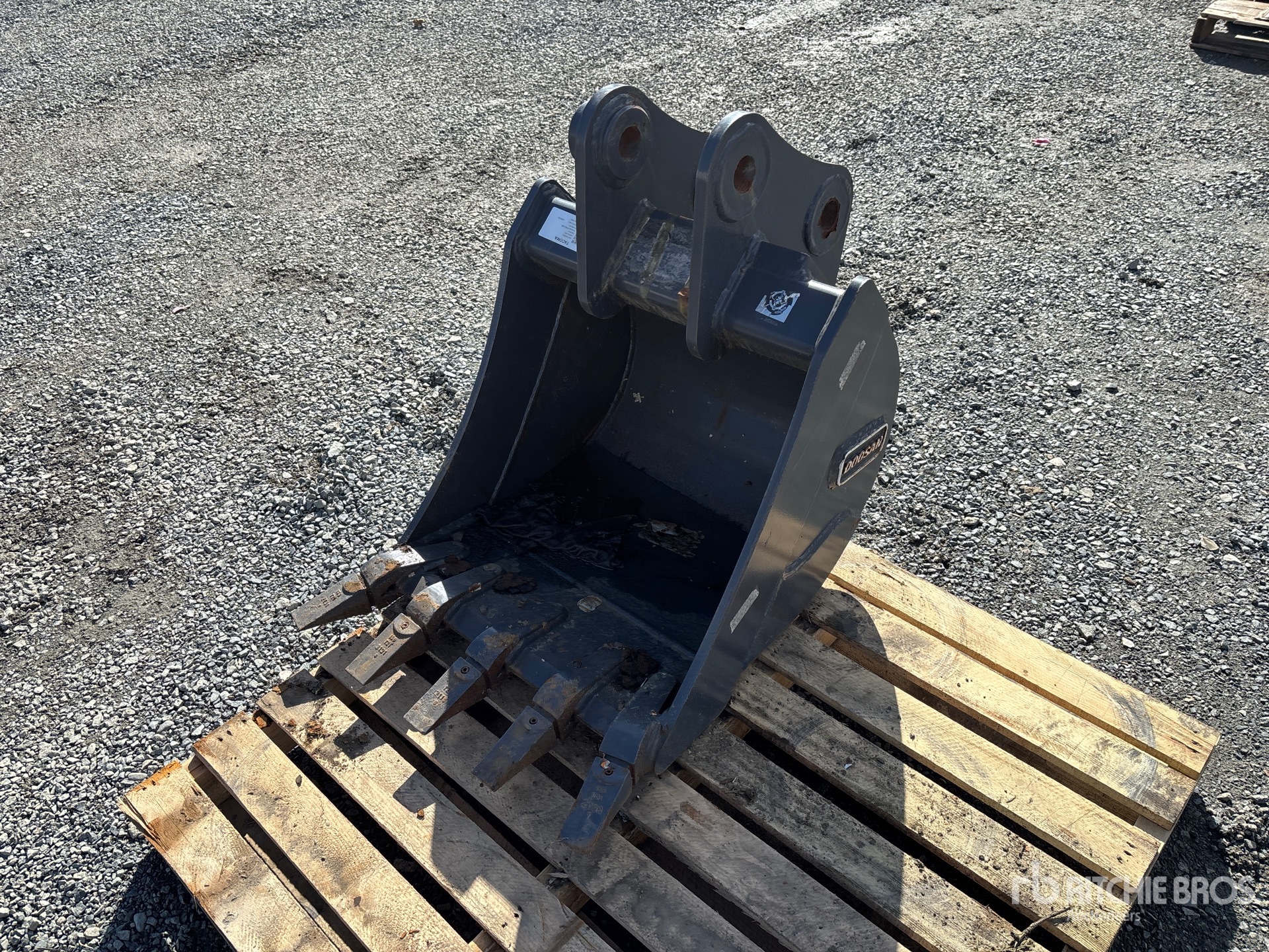 Photo of Doosan 24 in Digging (Unused)