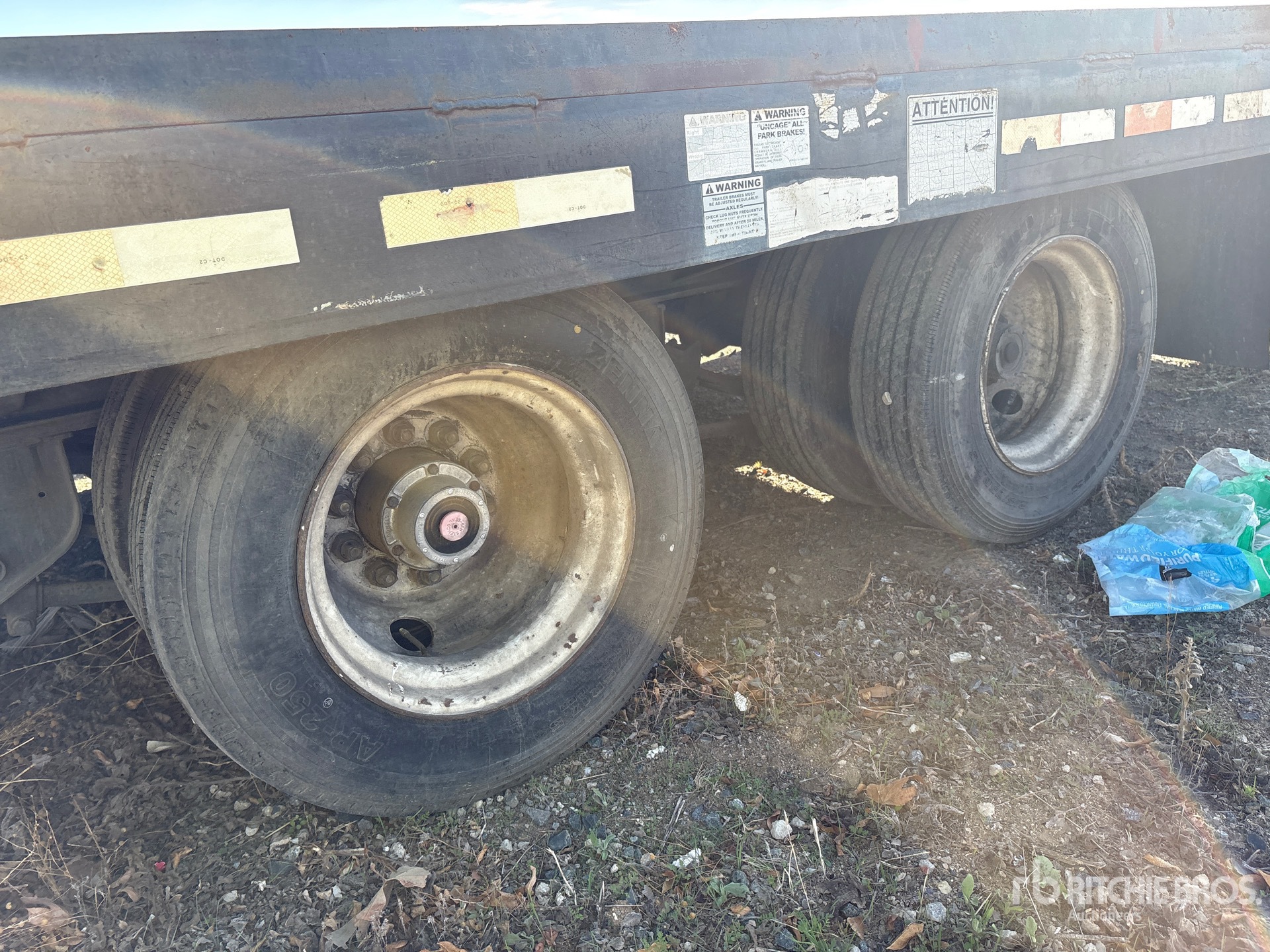 2003 Towmaster T-40