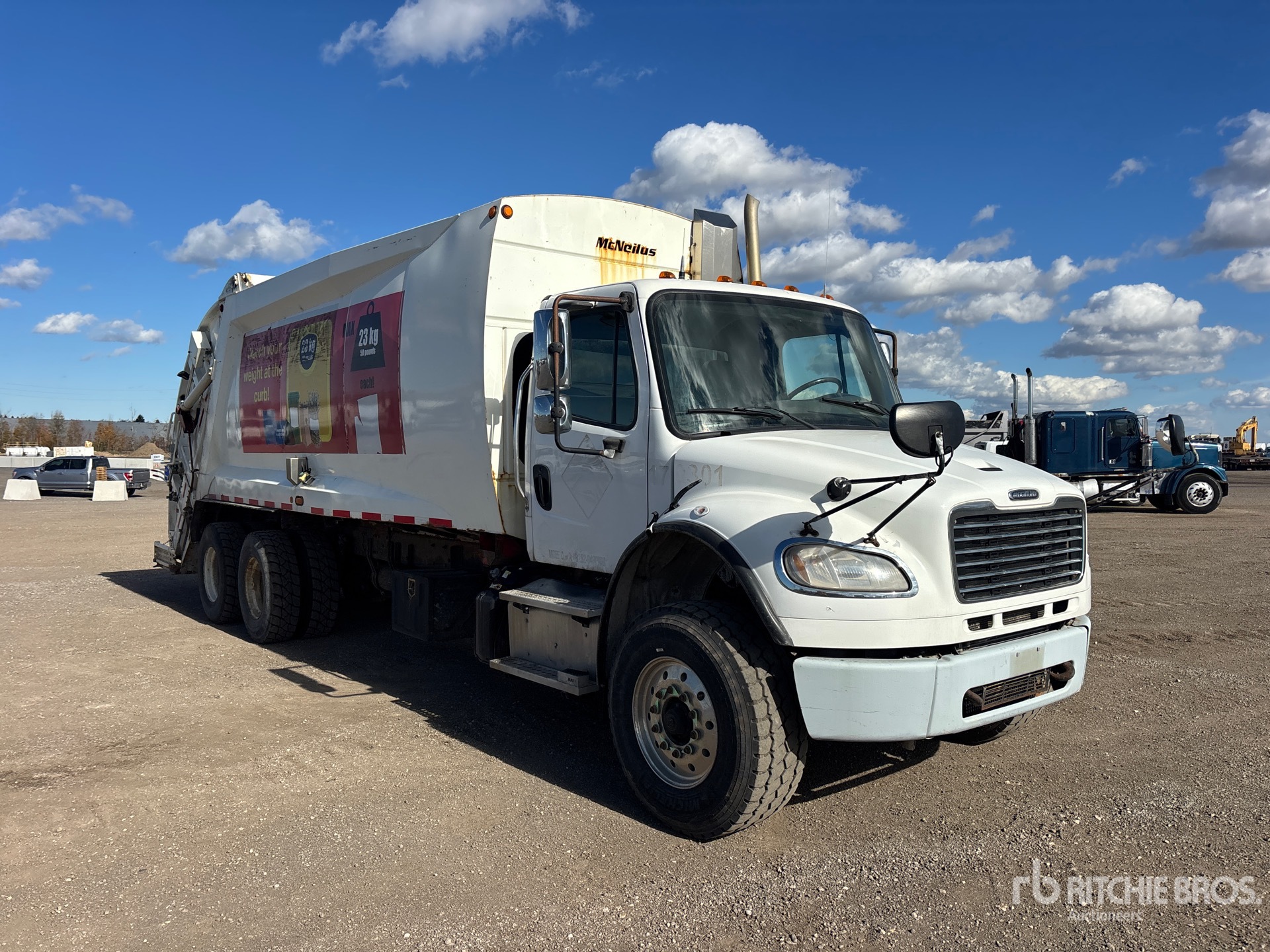 2017 Freightliner M2 106