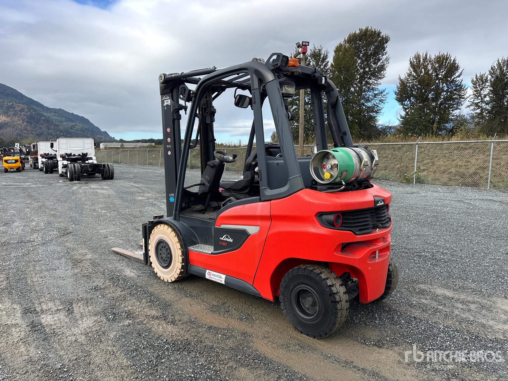 2023 Linde H30T