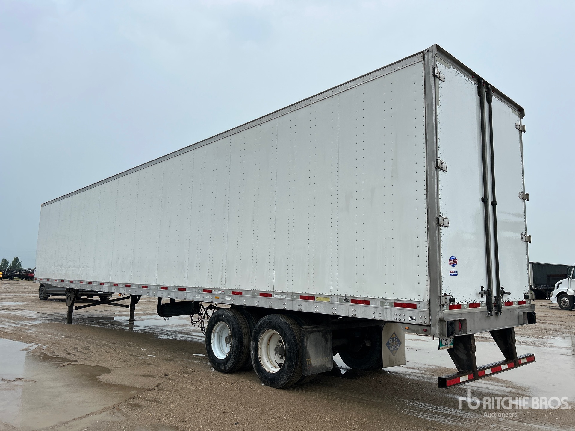2019 Utility 4000D-X