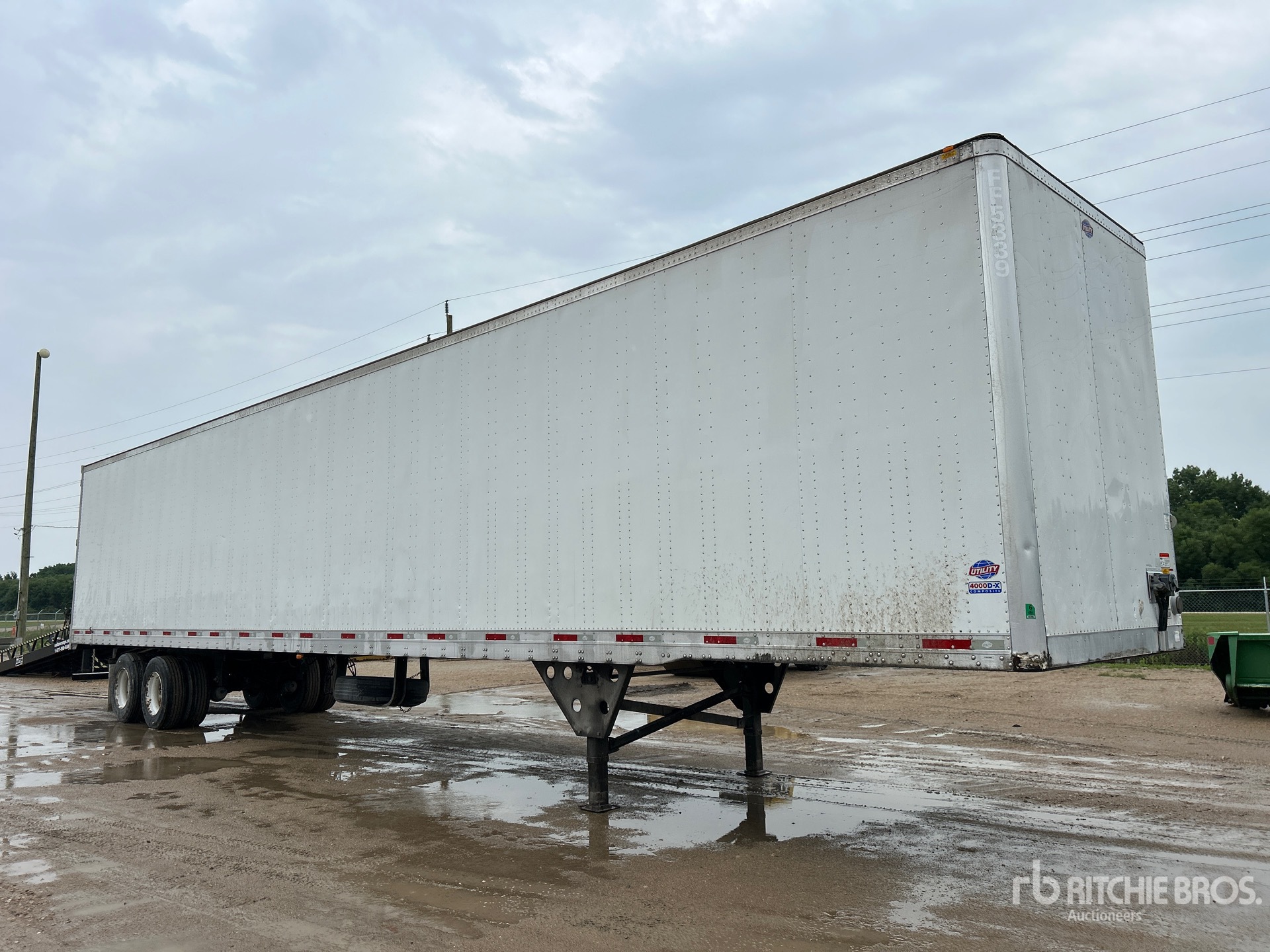 2019 Utility 4000D-X