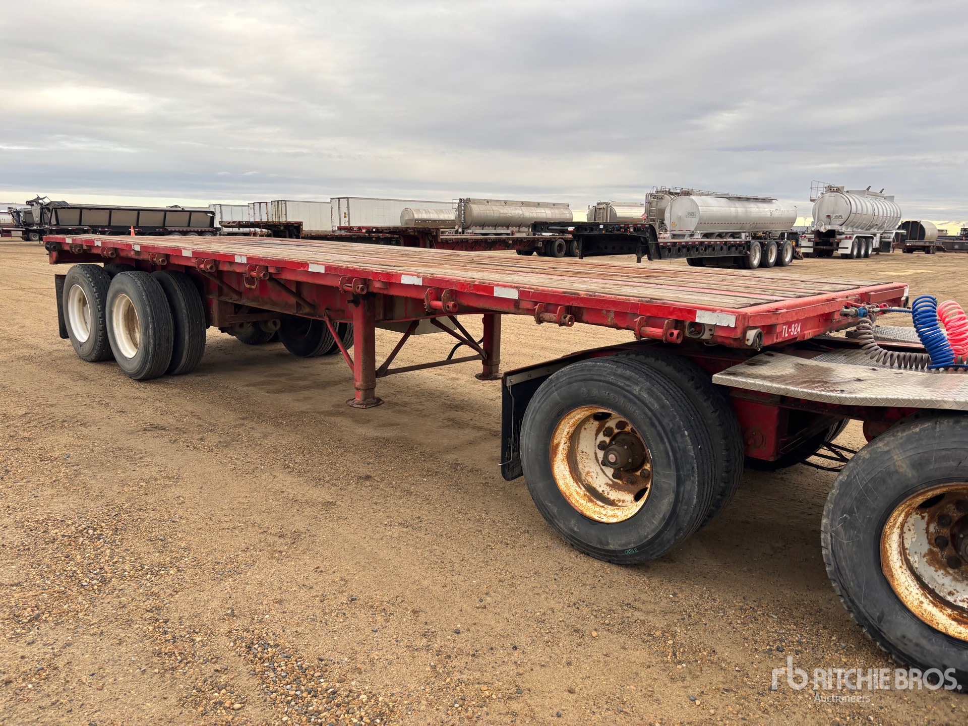 1995 Load King  28 FT SUPER B-TRAIN PUP