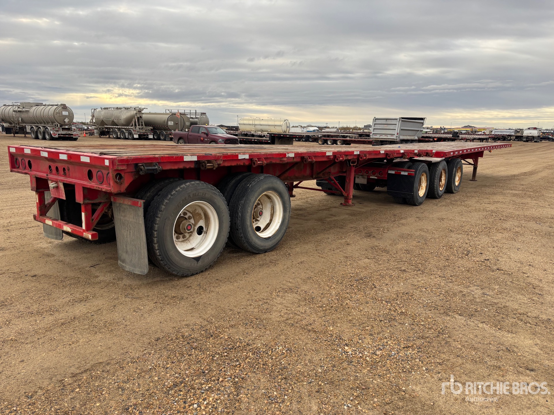 1995 Load King  28 FT SUPER B-TRAIN PUP