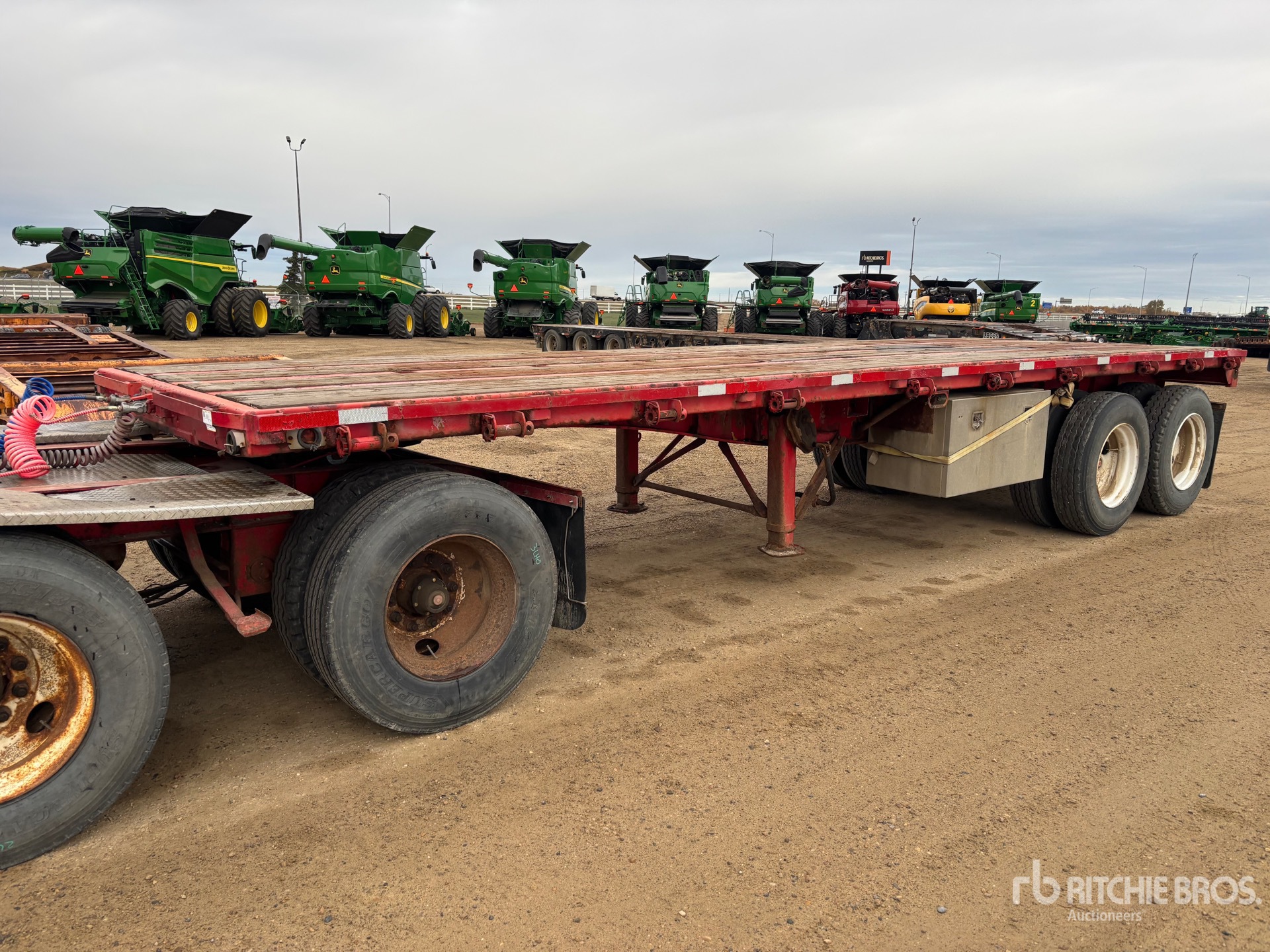Photo of 1995 Load King  28 ft Super B-Train Pup