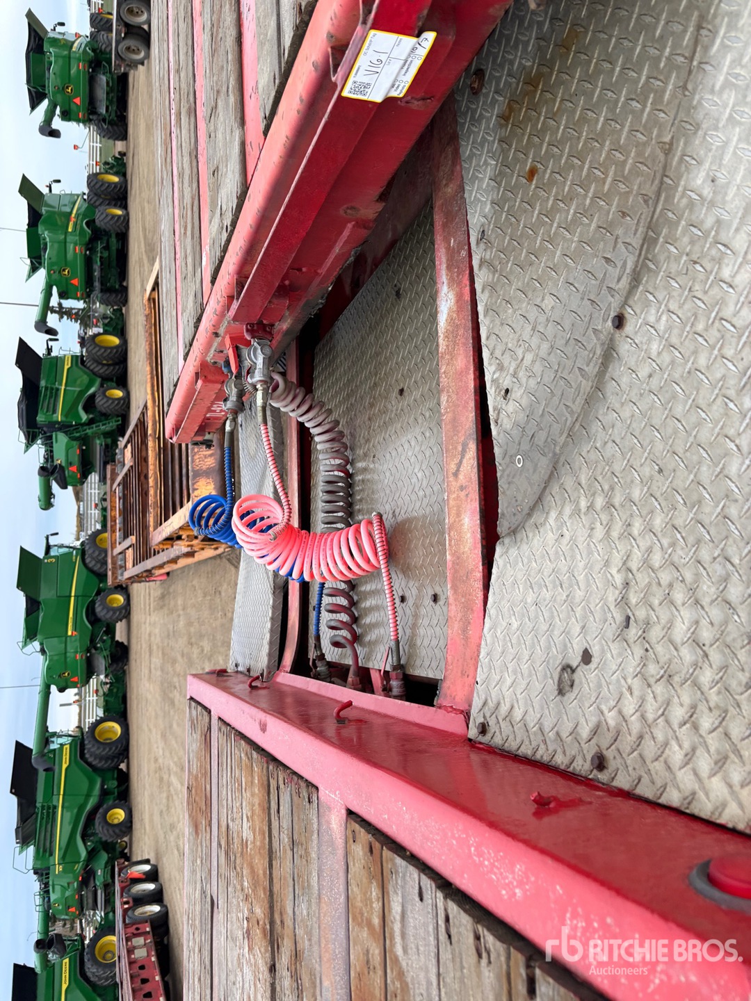 1999 Load King  32 FT SUPER B-TRAIN LEAD