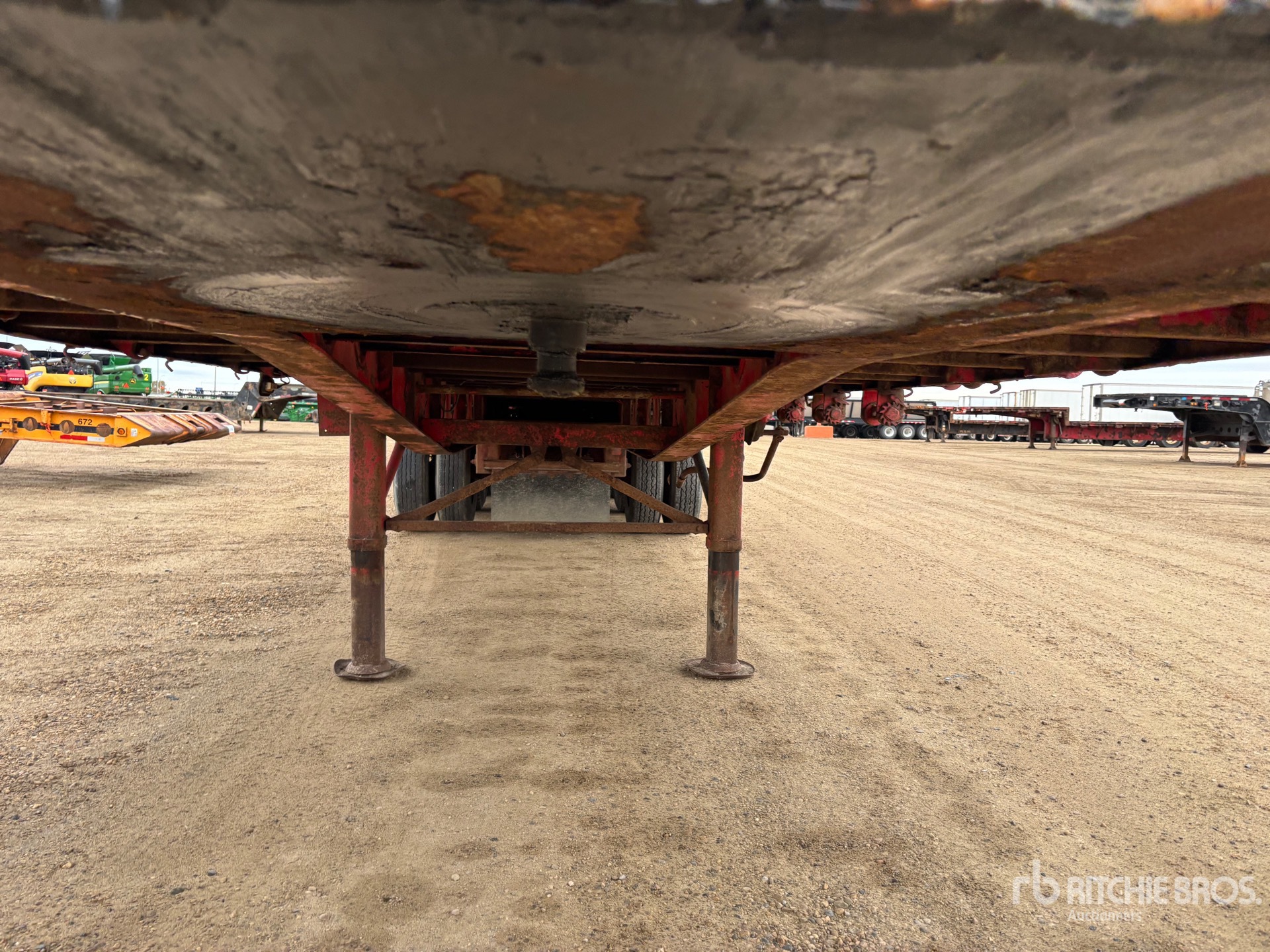 1999 Load King  32 FT SUPER B-TRAIN LEAD