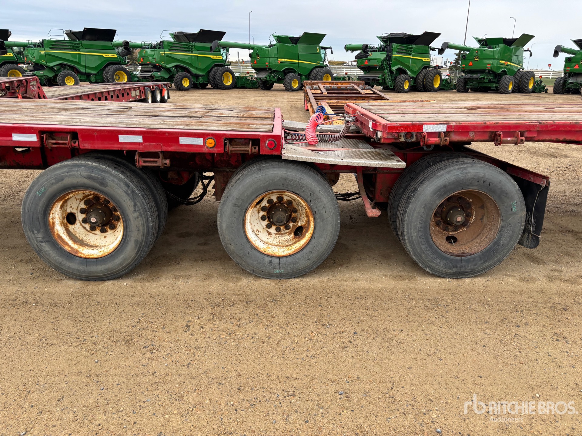 1999 Load King  32 FT SUPER B-TRAIN LEAD