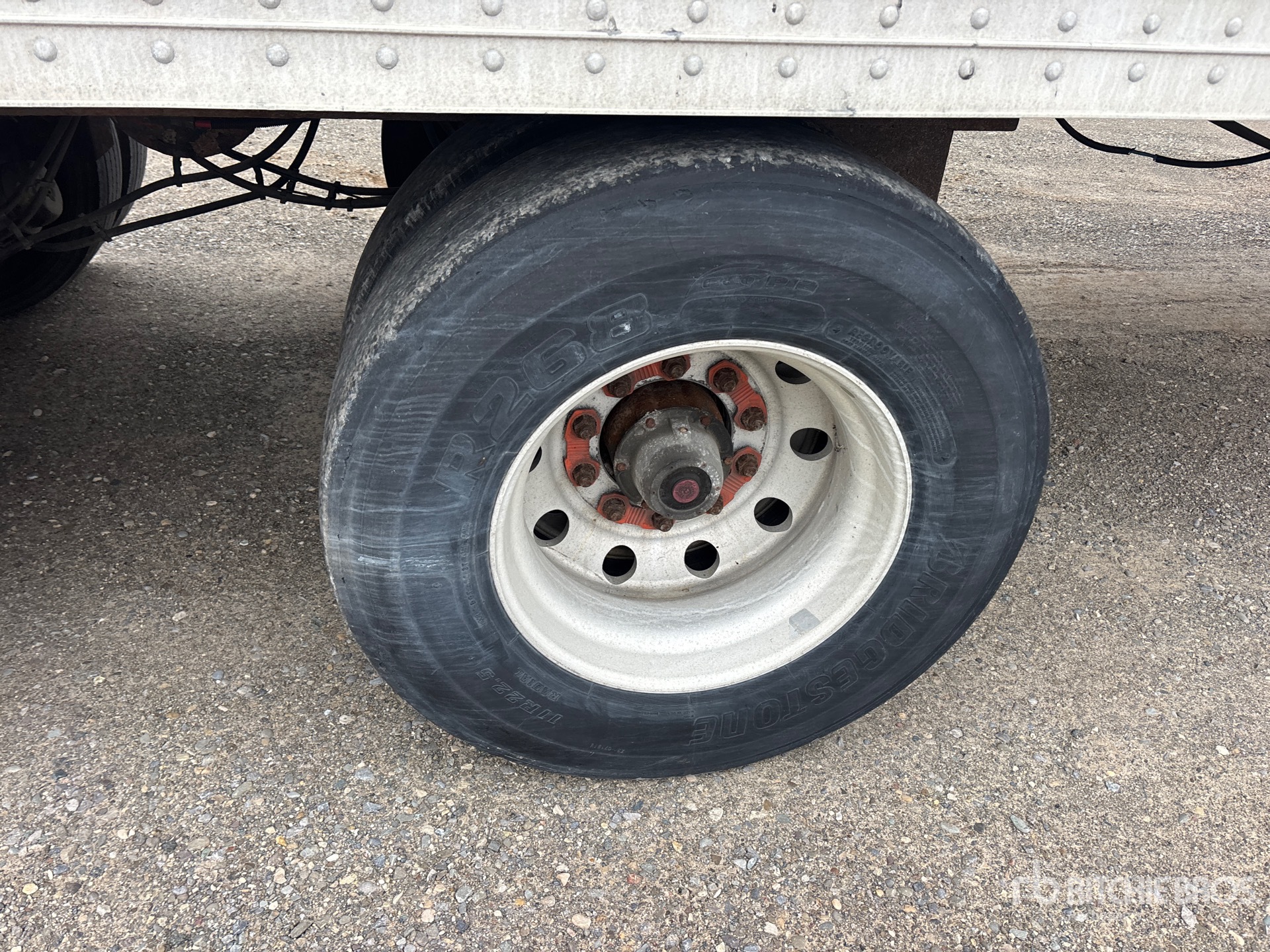 2016 Hyundai 53 FT X 102 IN T/A