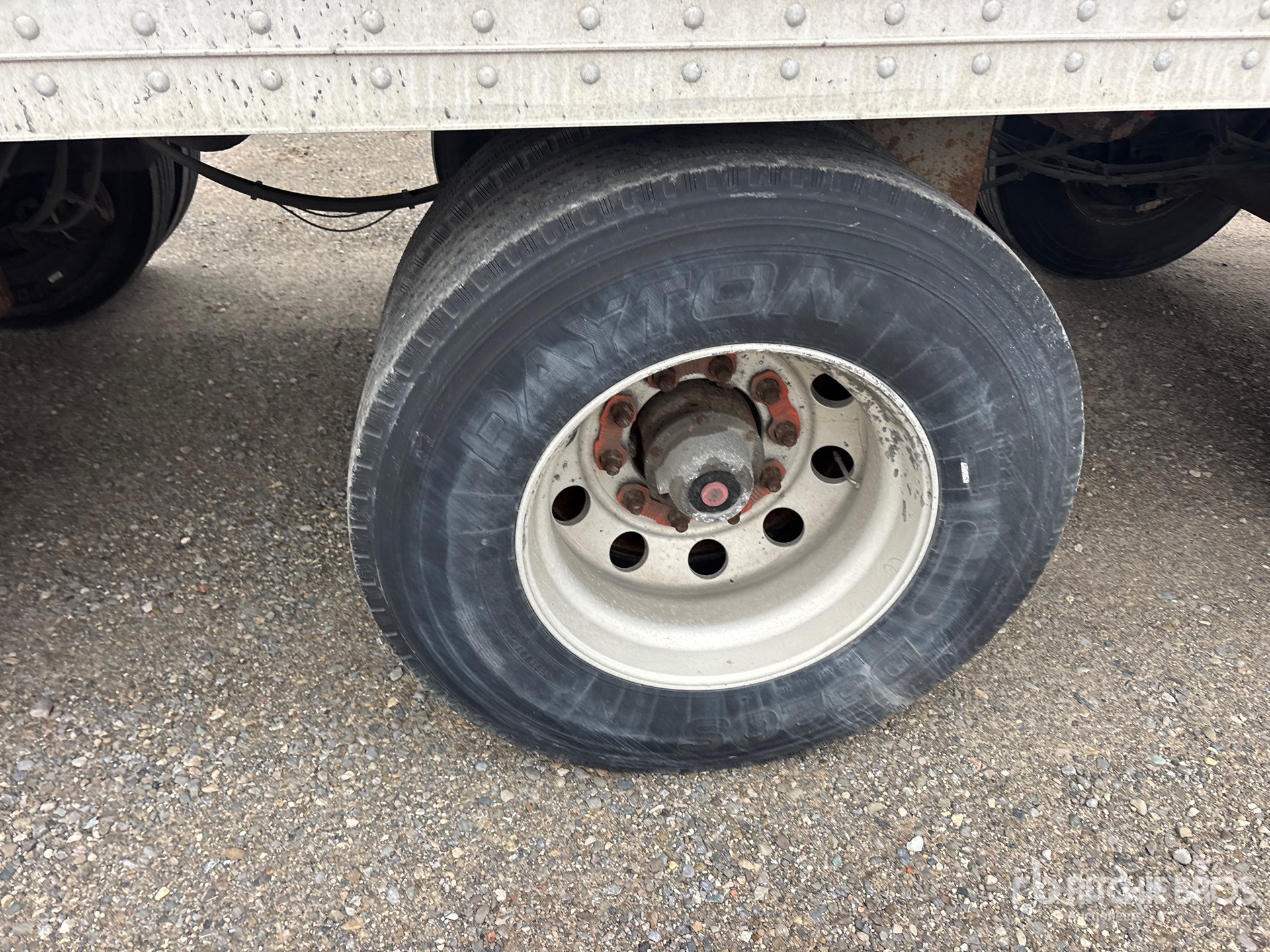 2016 Hyundai 53 FT X 102 IN T/A