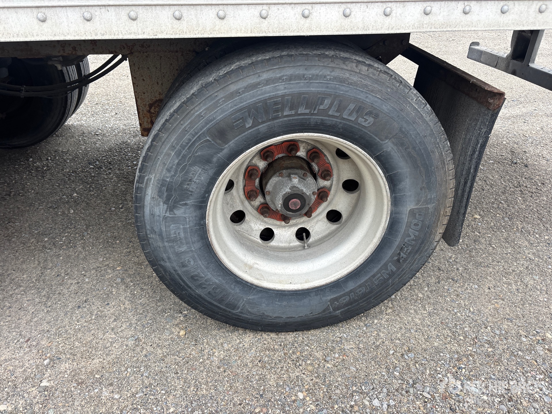 2016 Hyundai 53 FT X 102 IN T/A